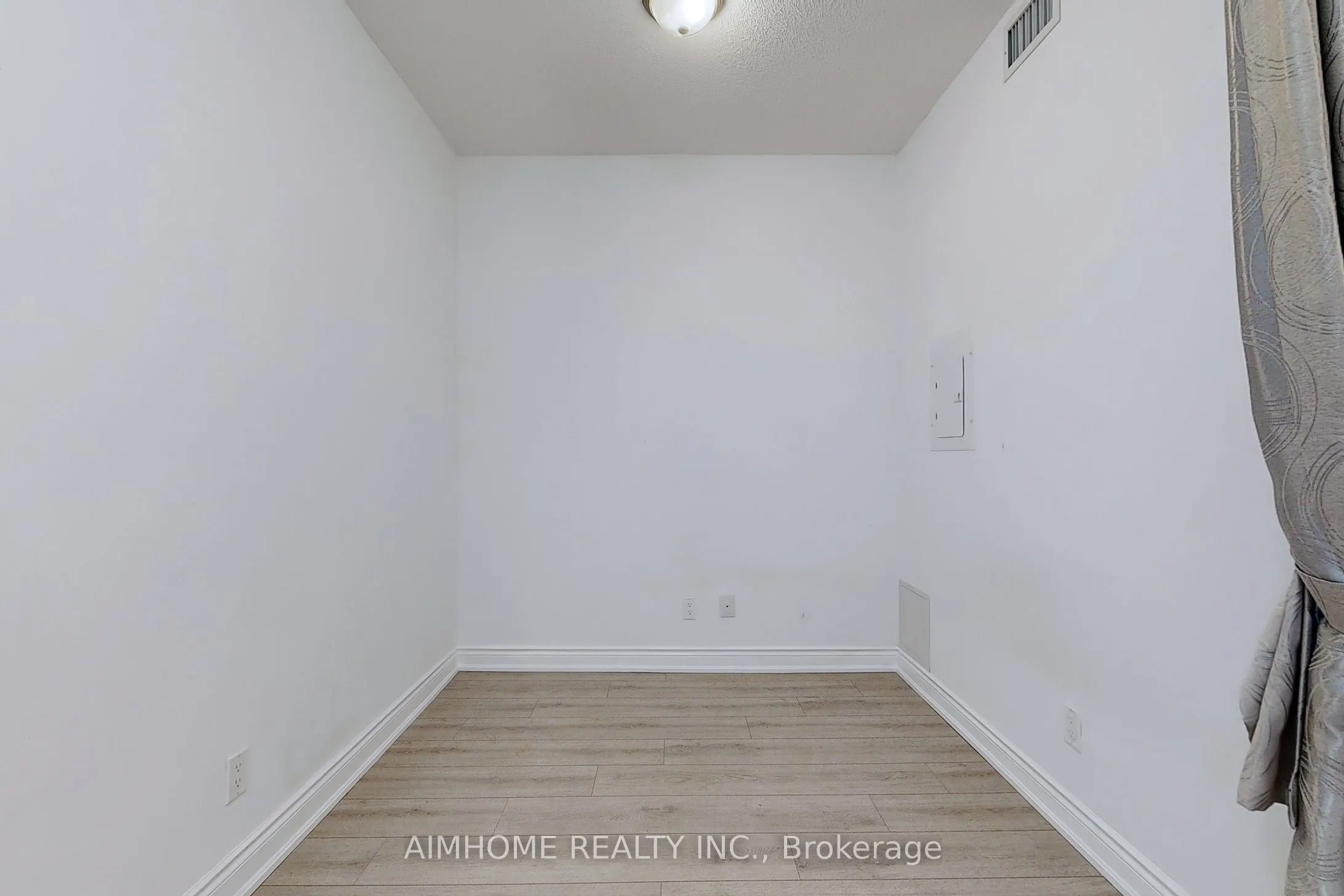 38 Cedarland Drive, #807