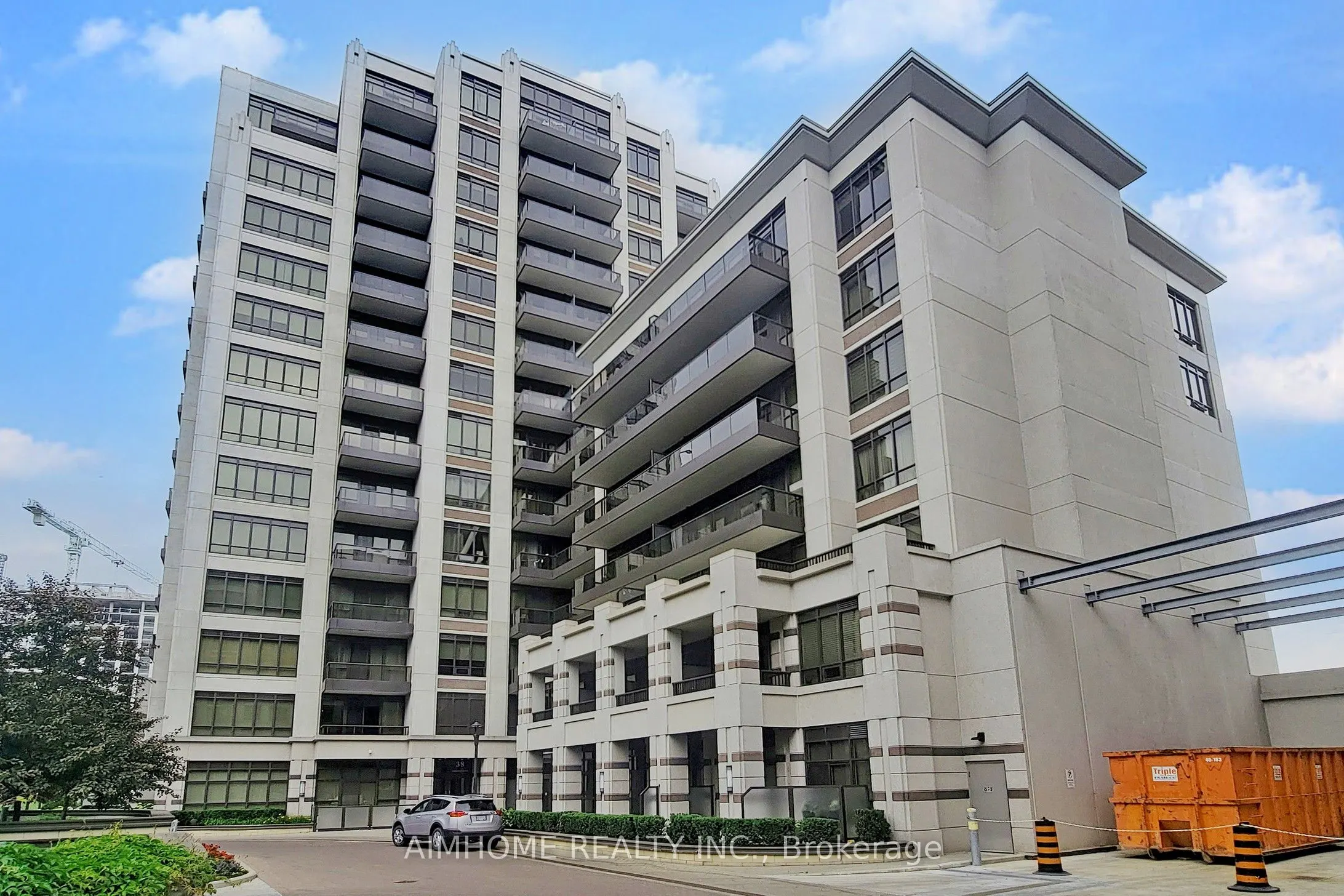 38 Cedarland Drive, #807