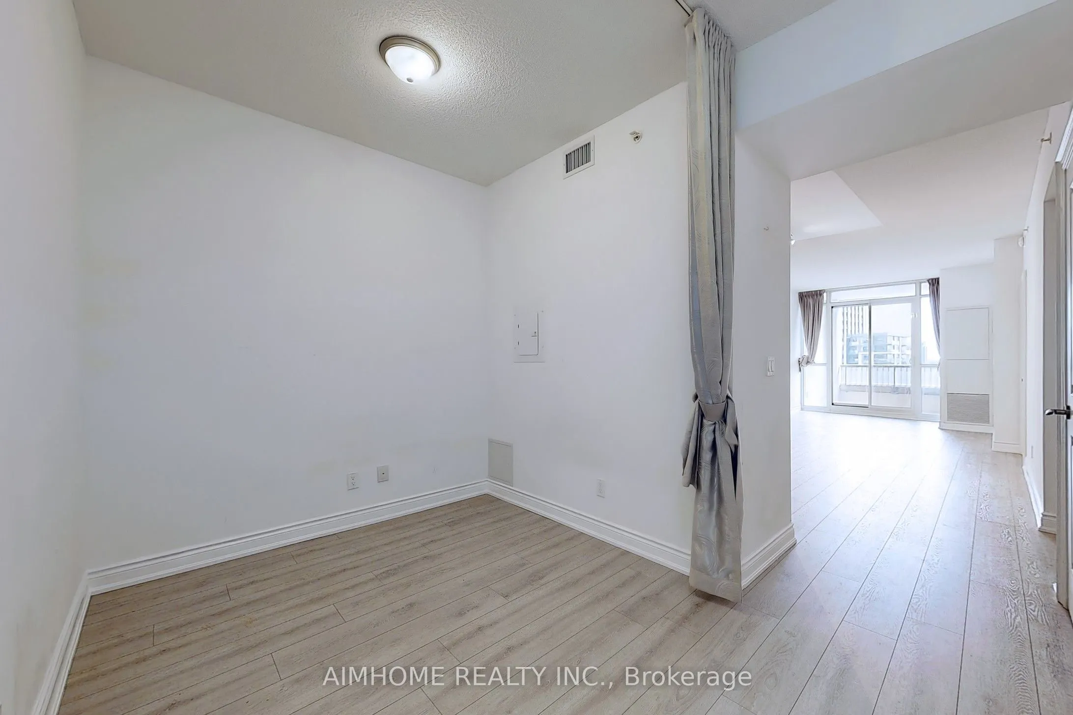 38 Cedarland Drive, #807