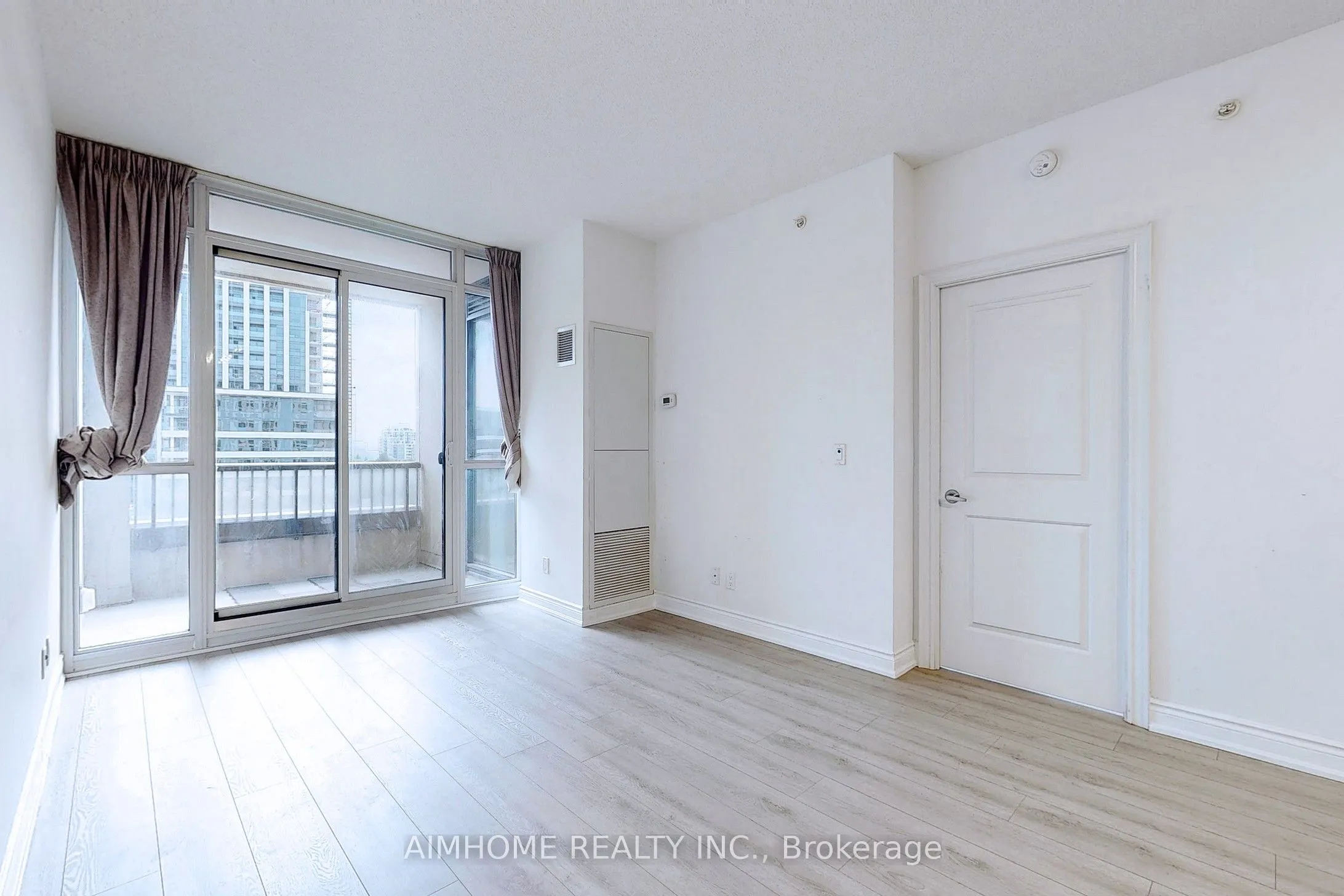 38 Cedarland Drive, #807