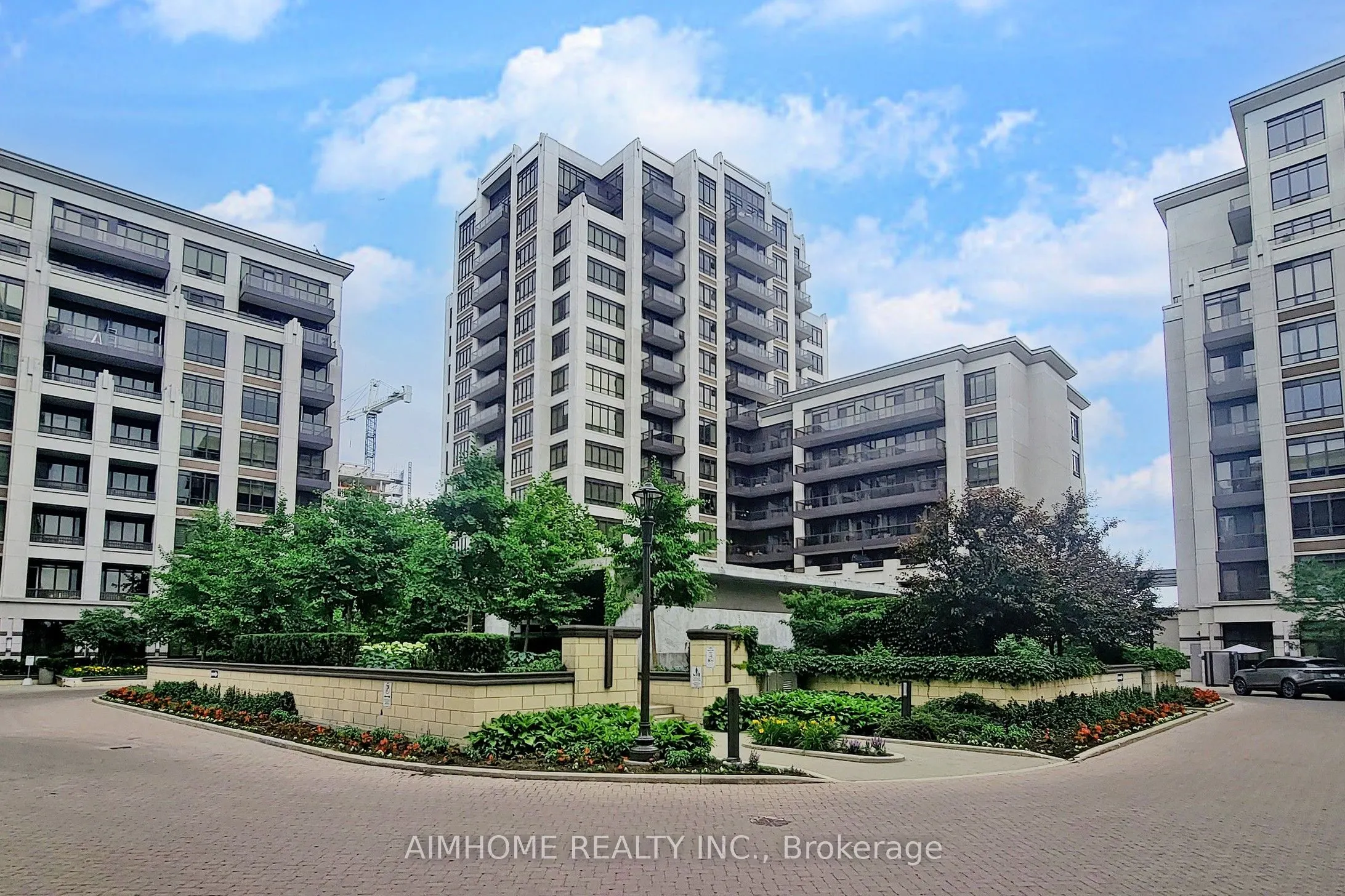 38 Cedarland Drive, #807