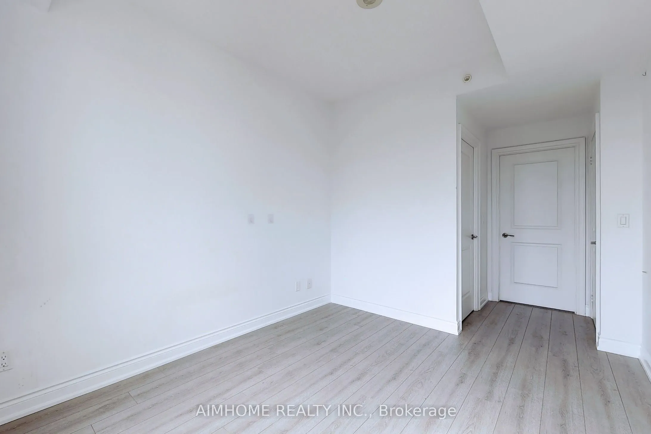 38 Cedarland Drive, #807