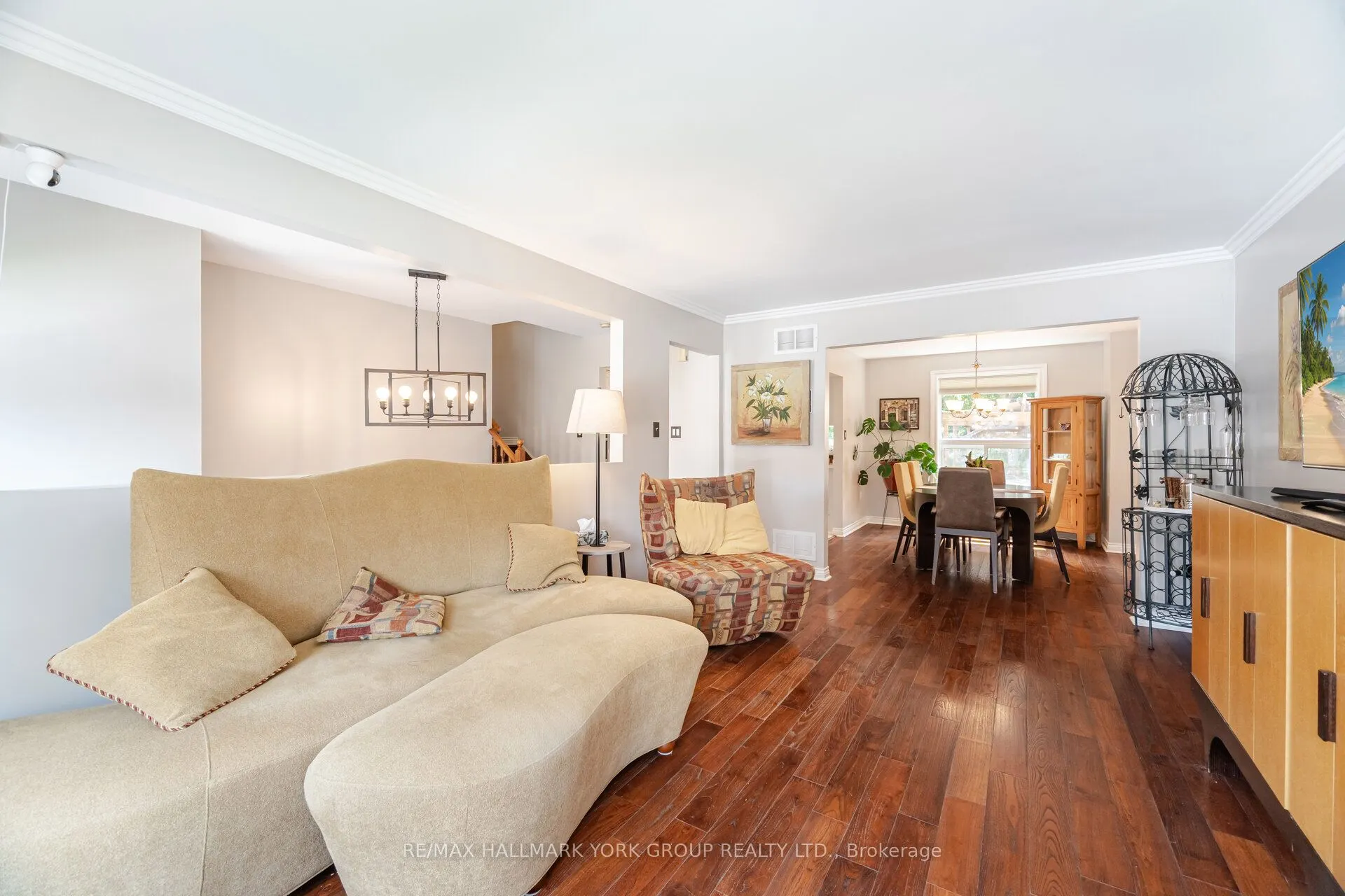 96 Townsend Avenue