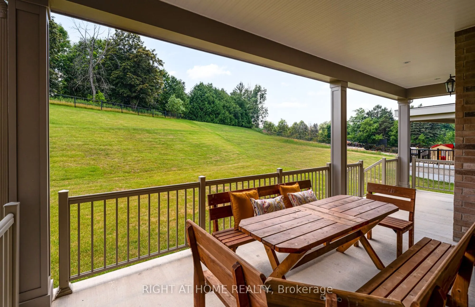 185 Cranberry Lane
