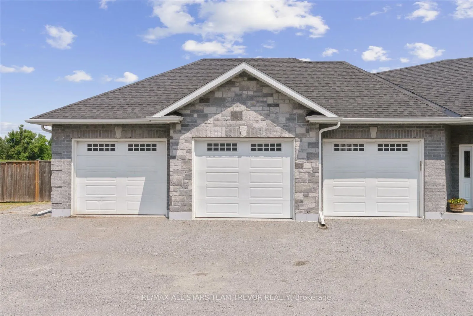 187 Riverbank Drive