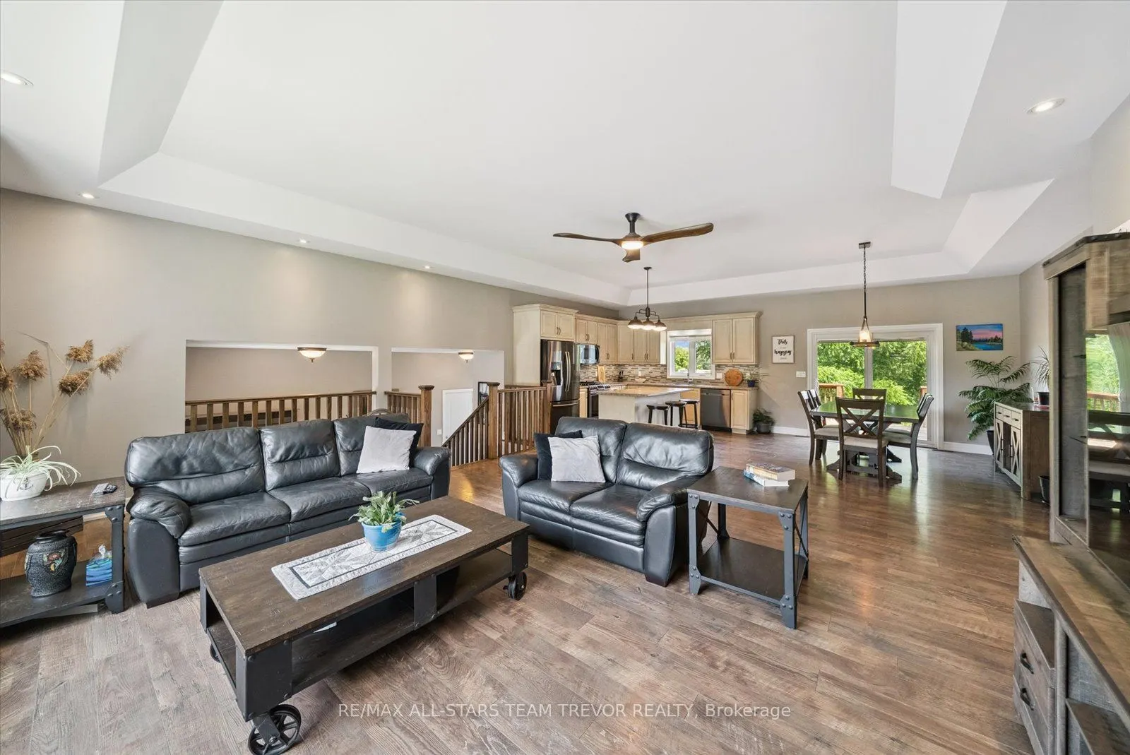 187 Riverbank Drive