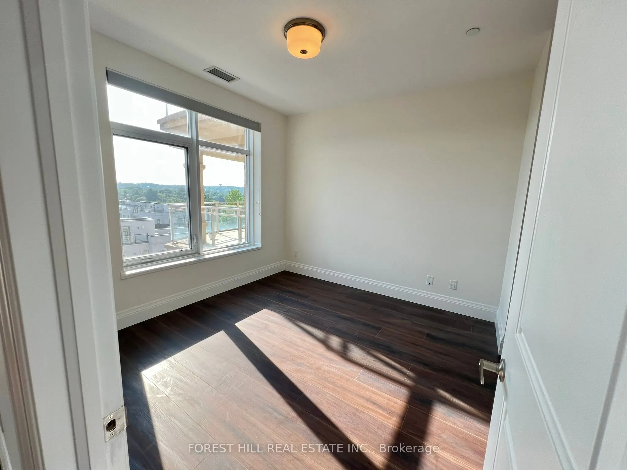 15277 Yonge Street, #604B