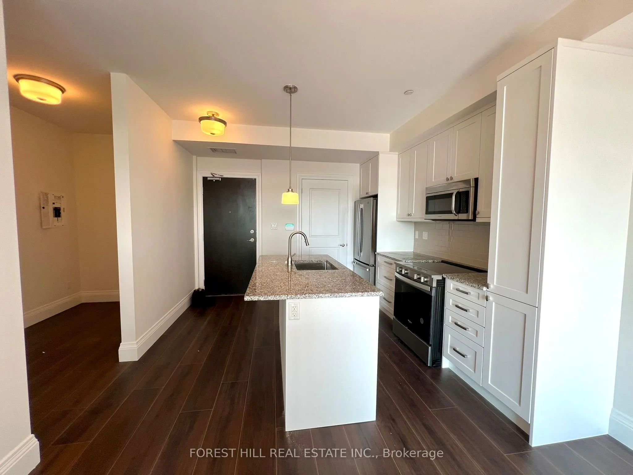 15277 Yonge Street, #604B