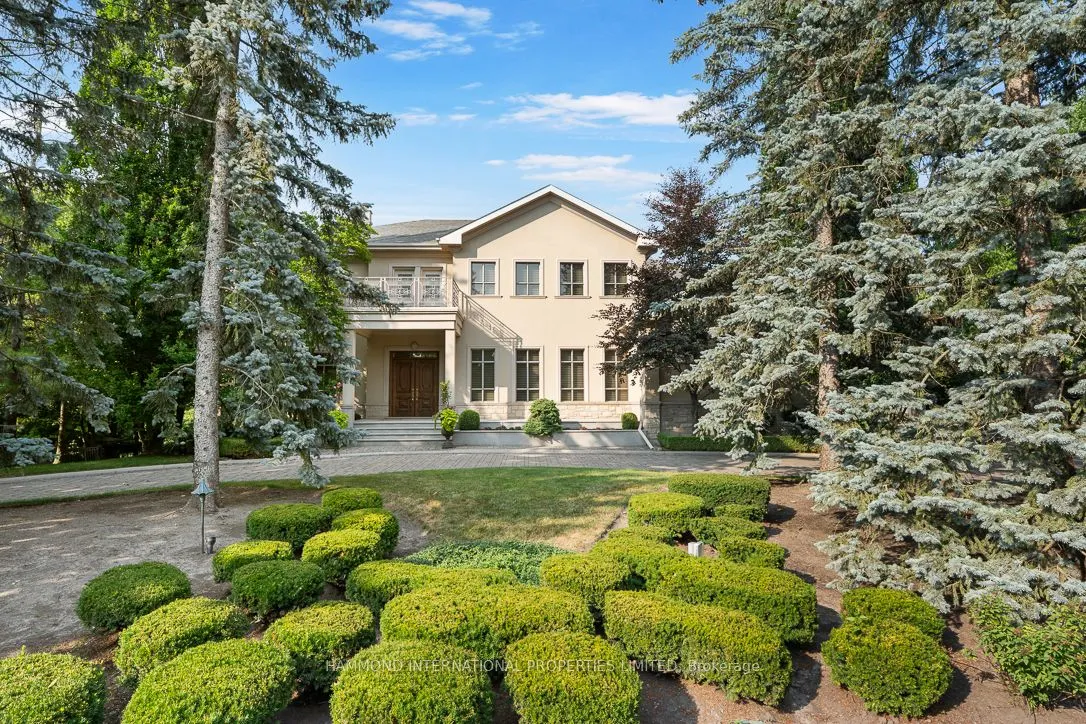 19 RIVERSIDE Boulevard