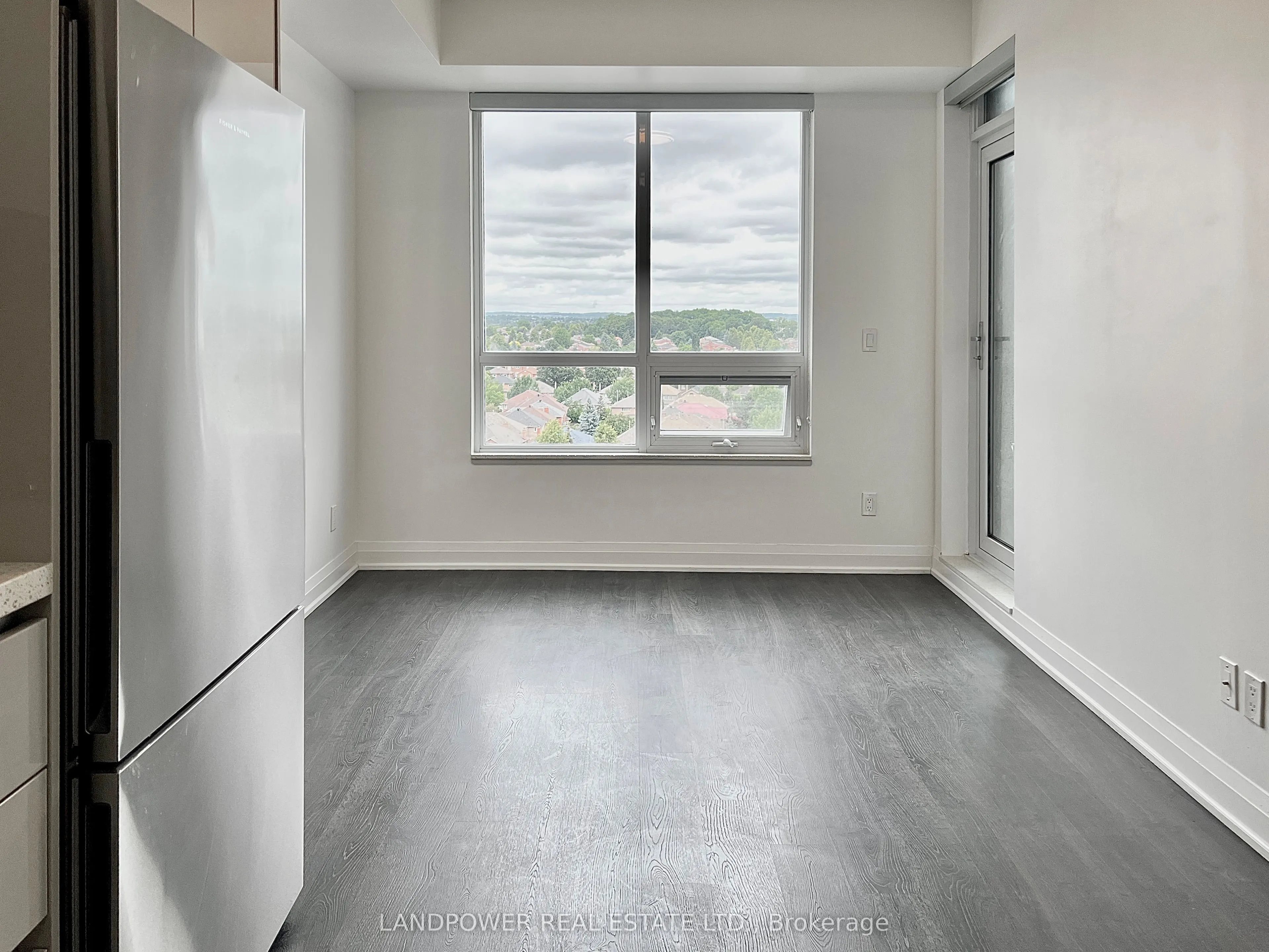 398 Highway 7 E, #1001