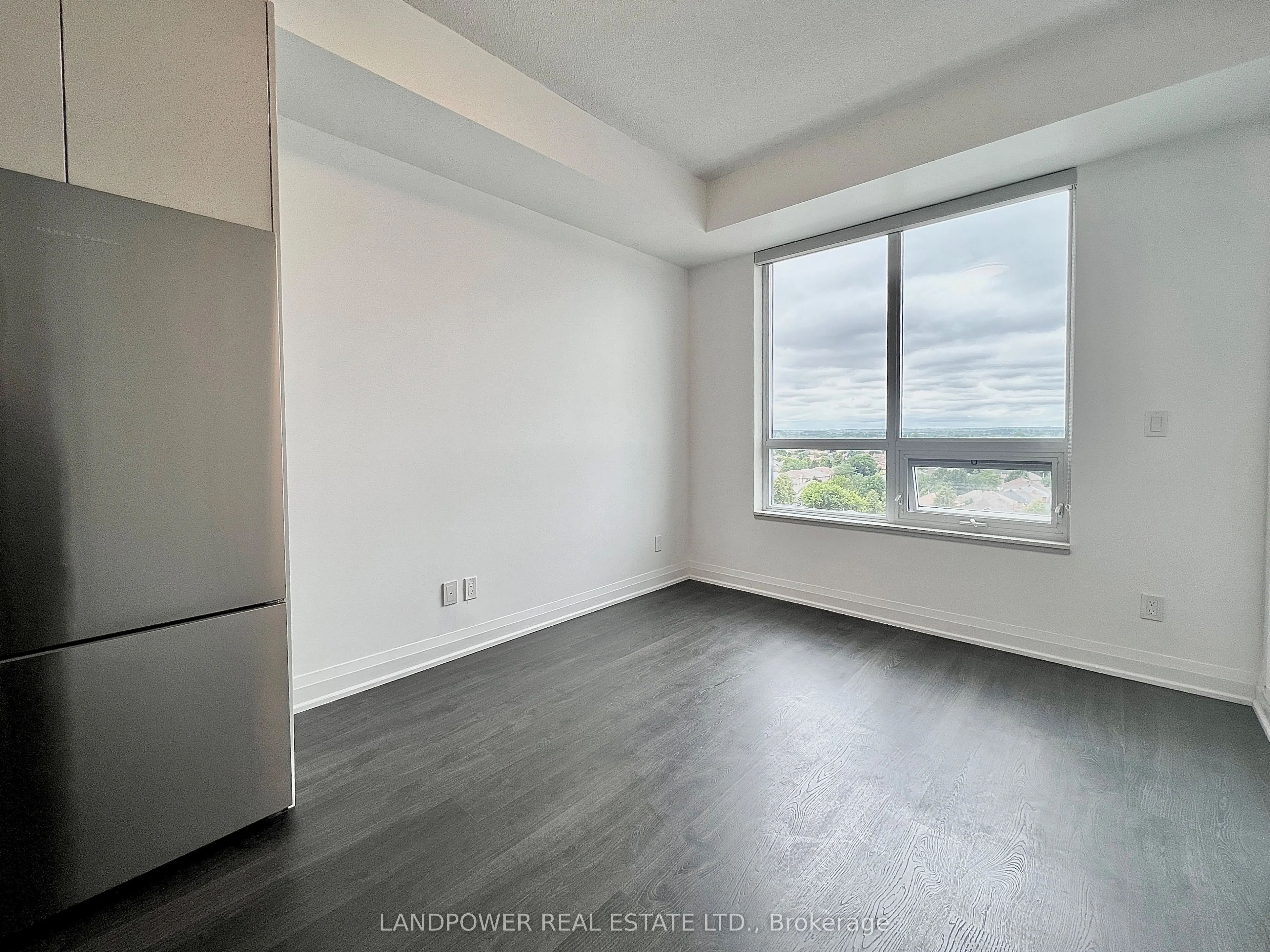 398 Highway 7 E, #1001