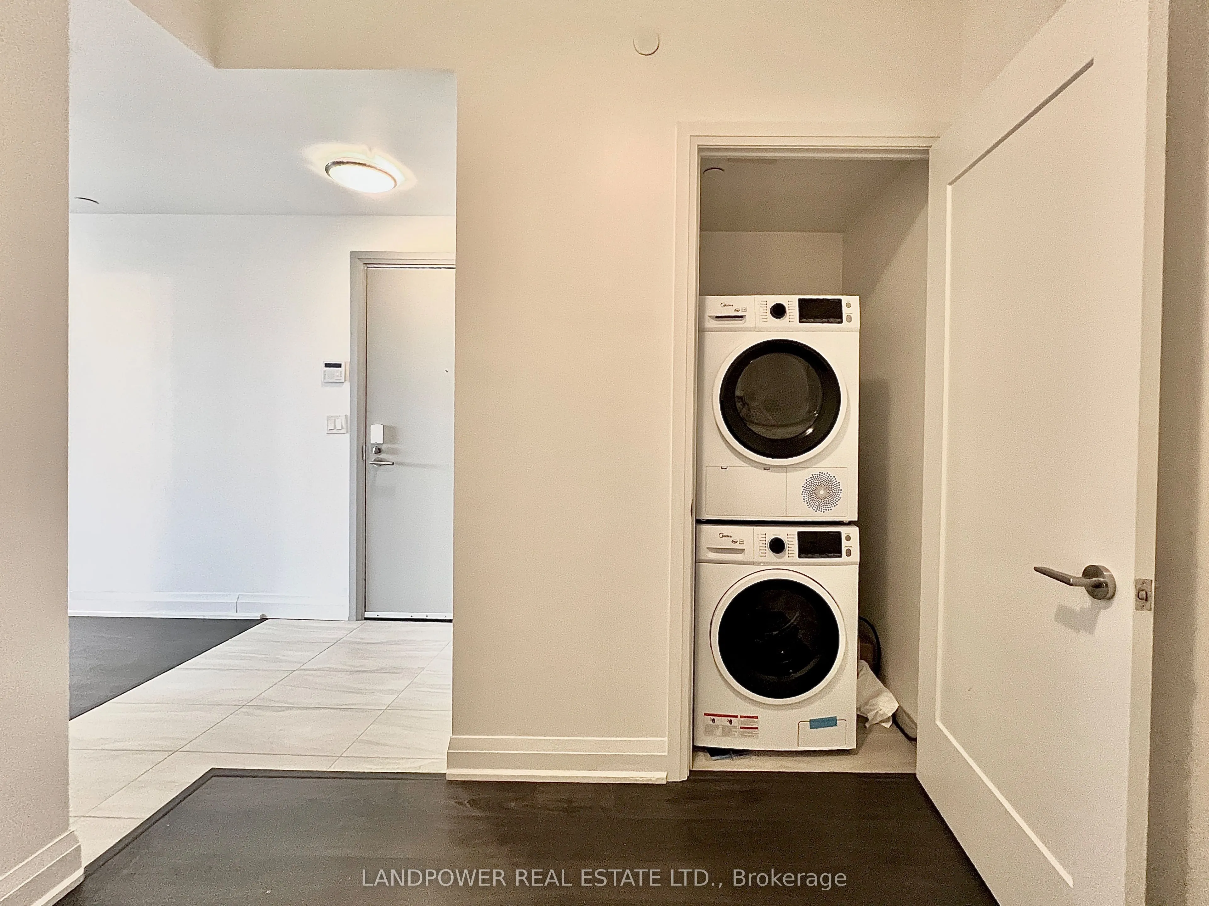 398 Highway 7 E, #1001
