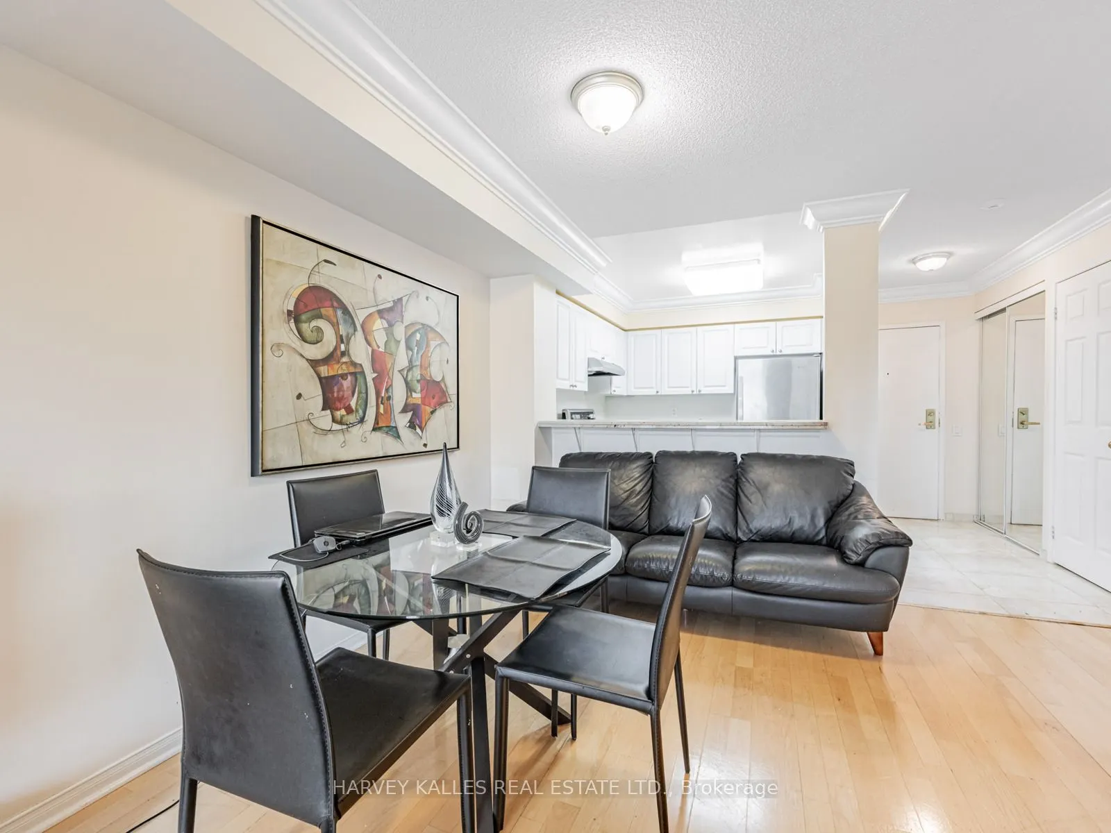 5 Emerald Lane, #204