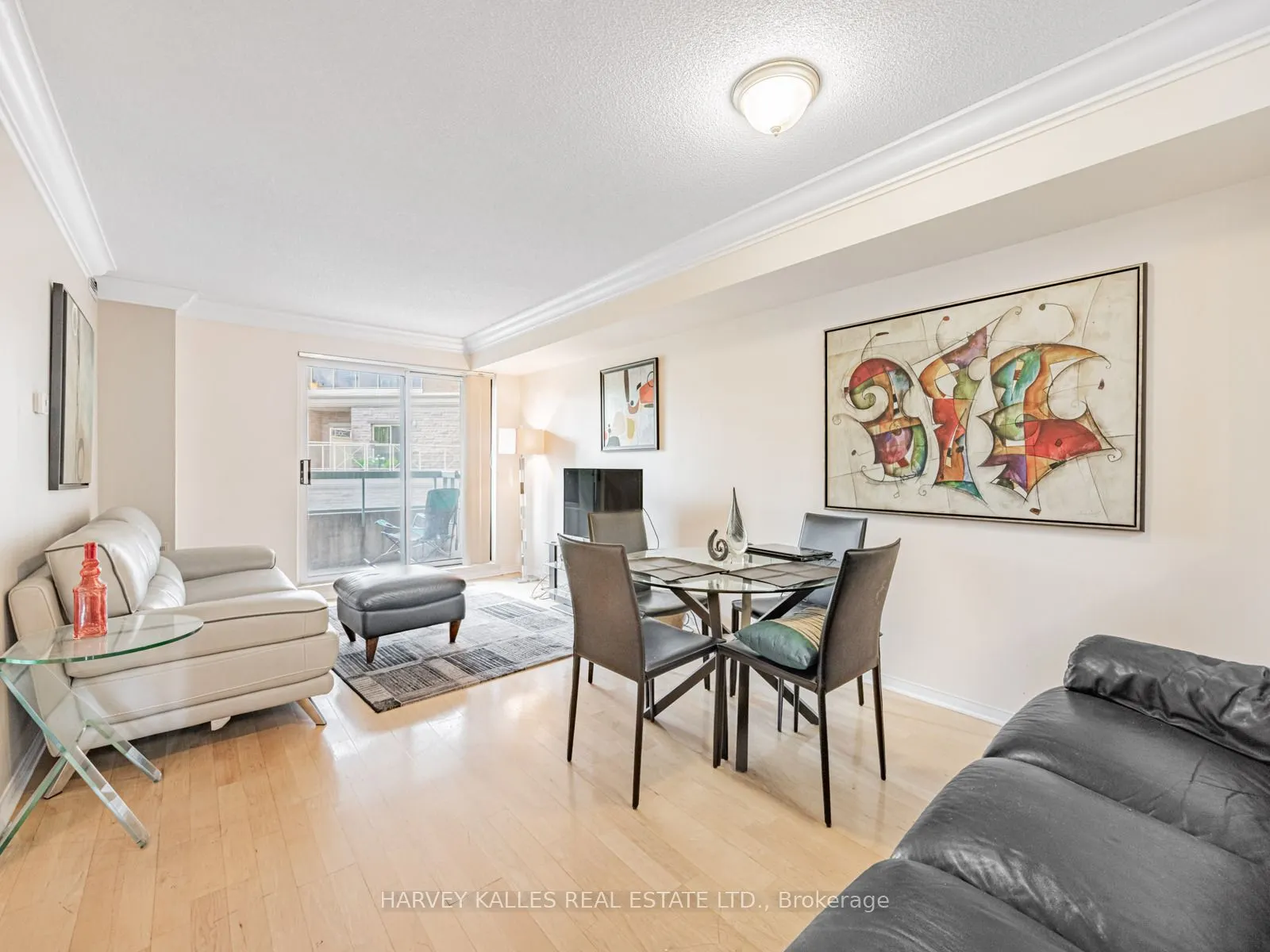 5 Emerald Lane, #204