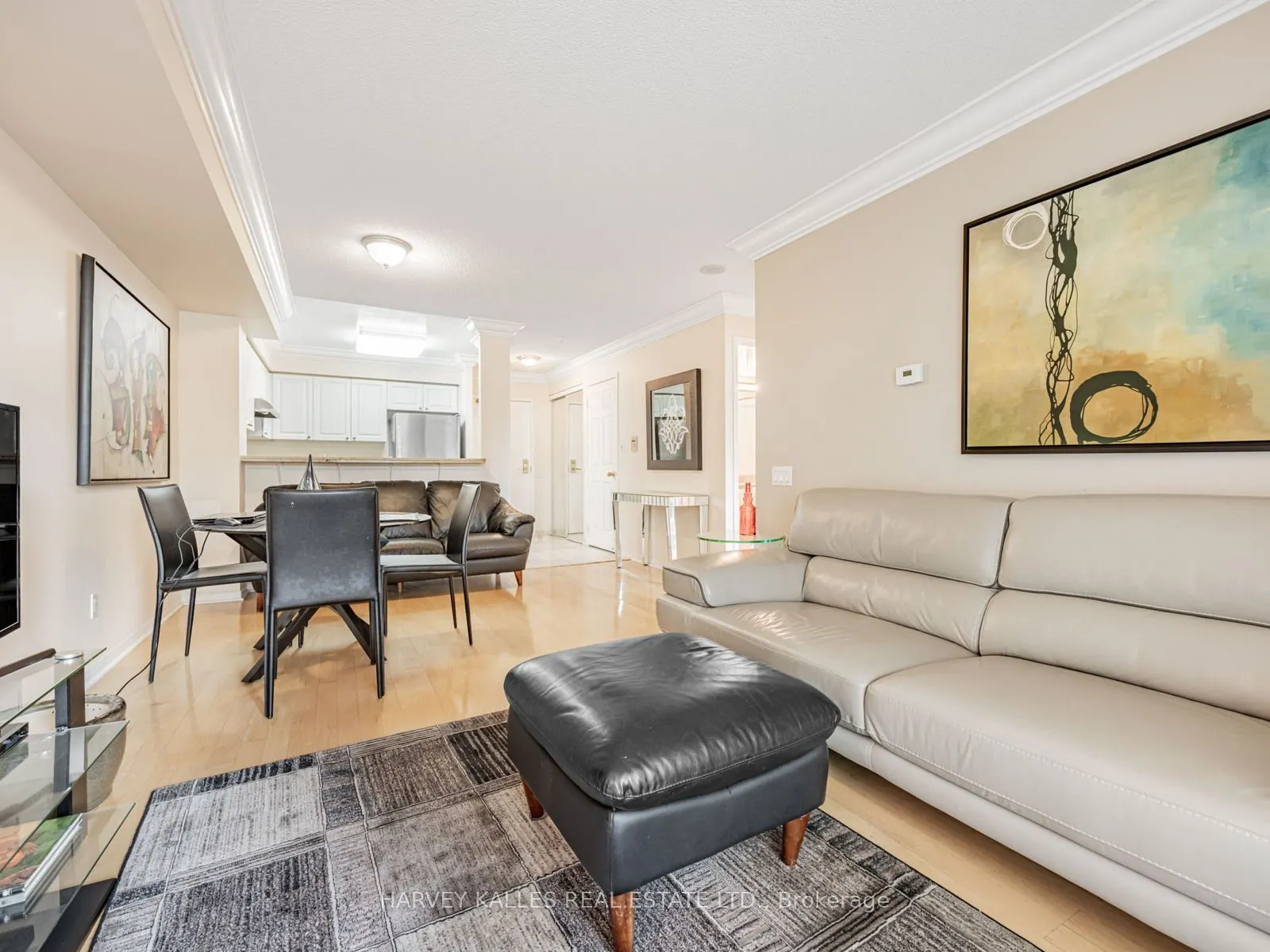 5 Emerald Lane, #204