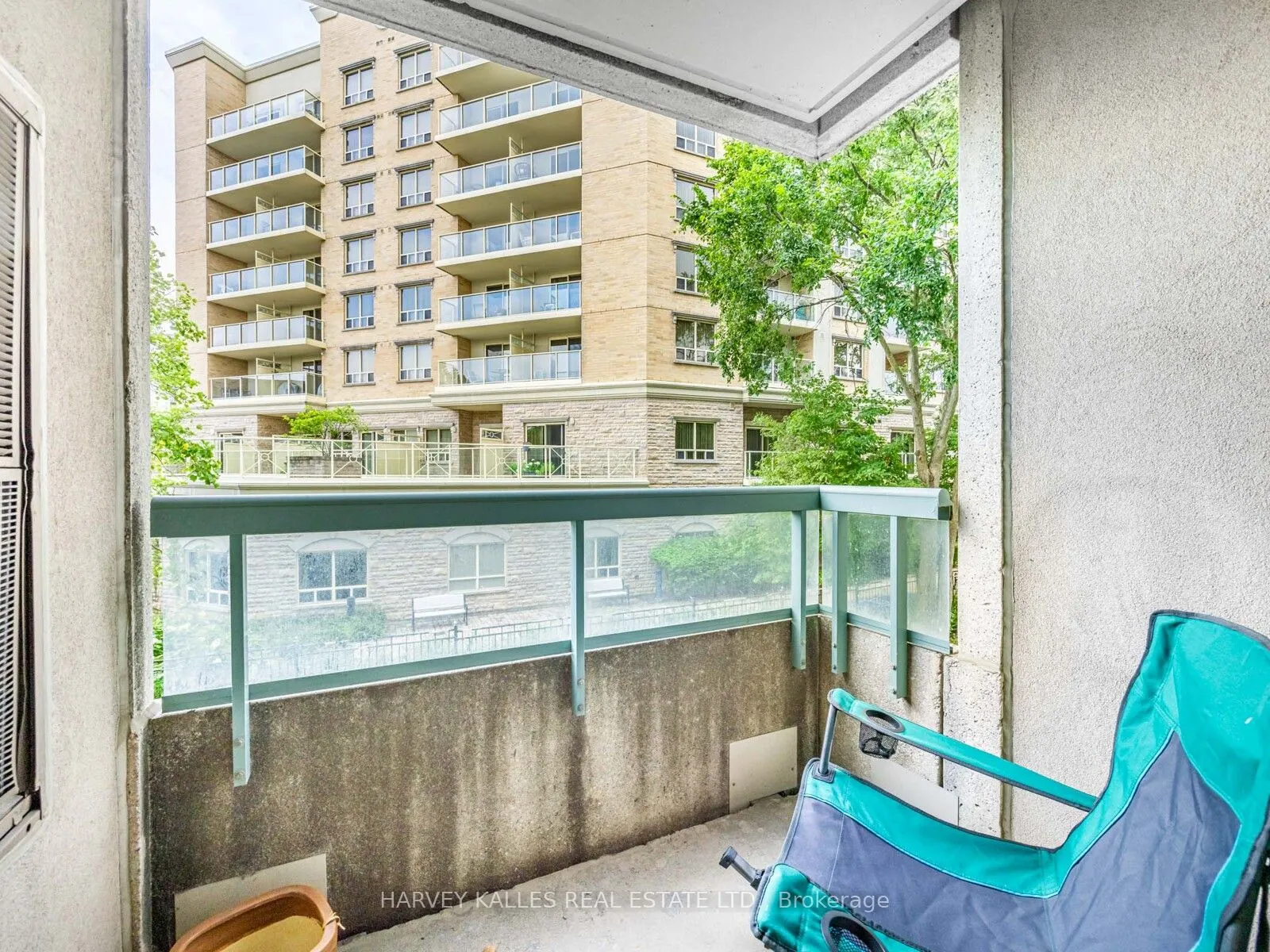 5 Emerald Lane, #204