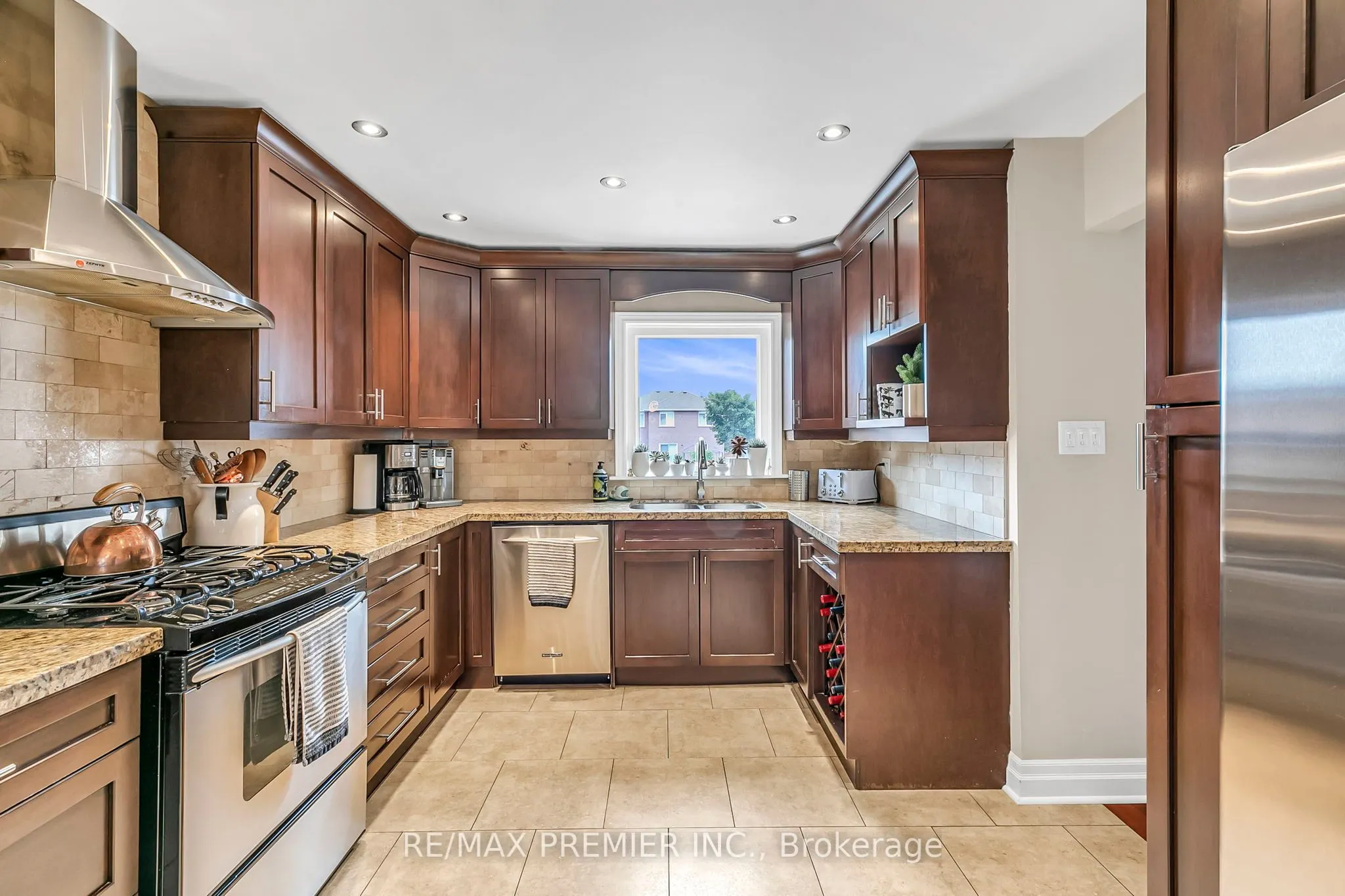71 Hawman Avenue