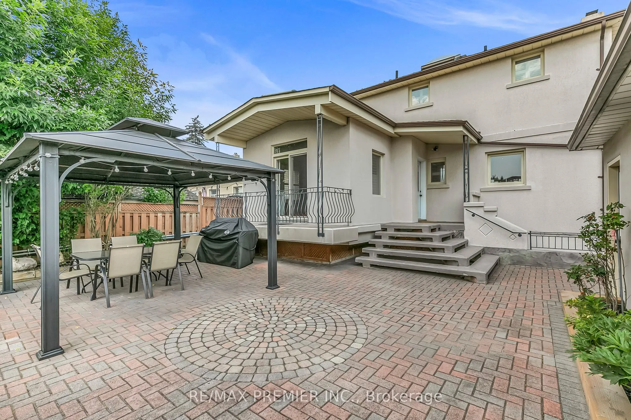 71 Hawman Avenue