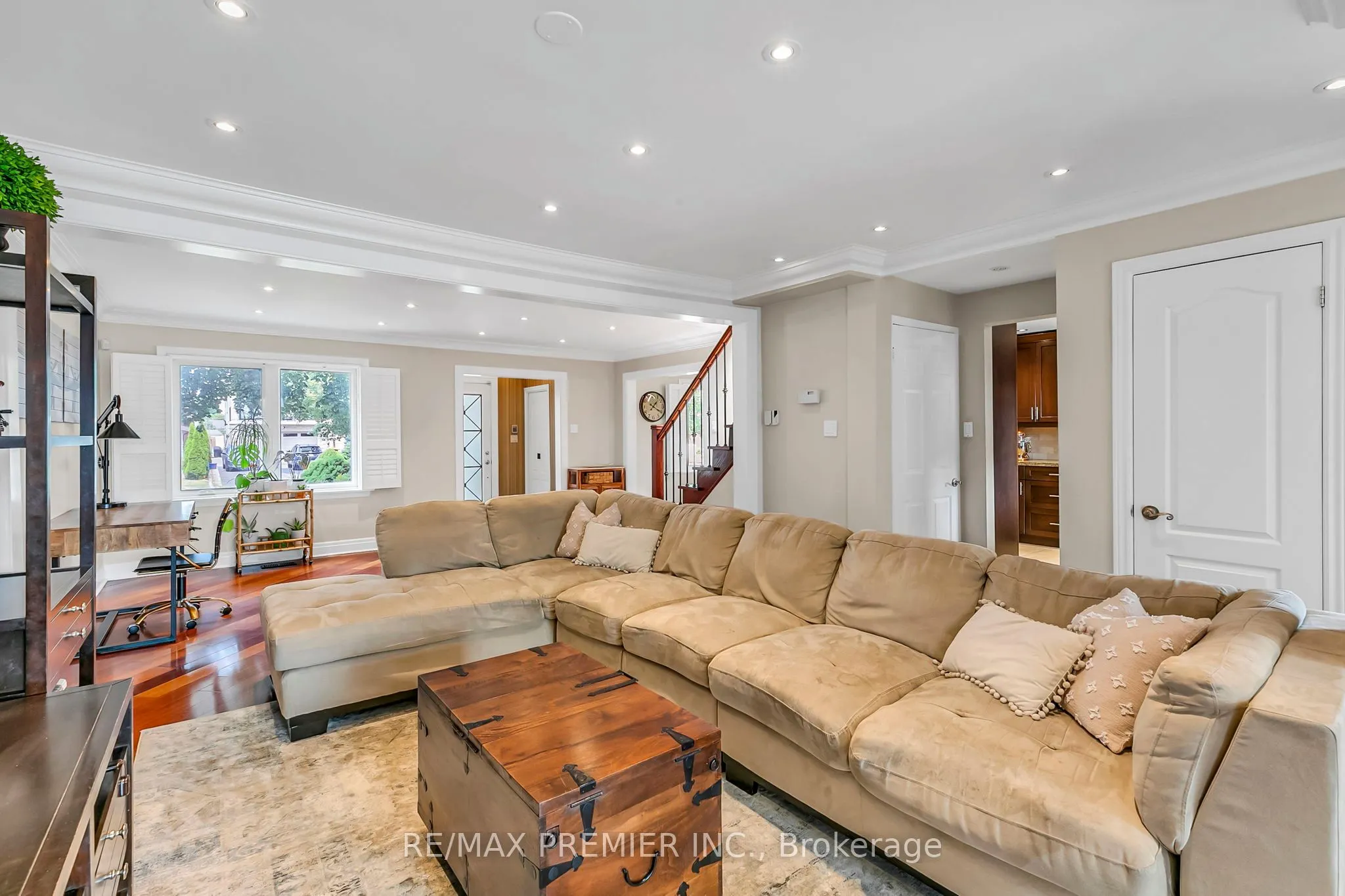 71 Hawman Avenue