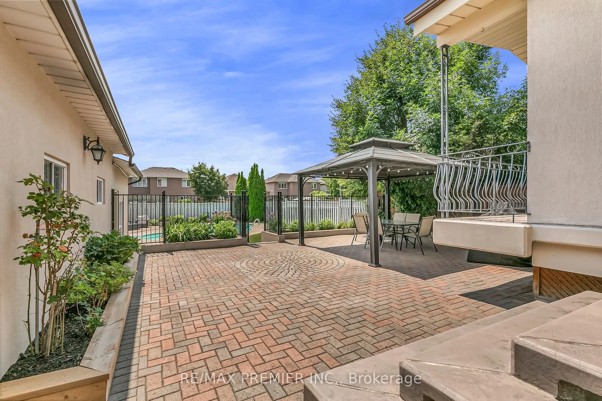 71 Hawman Avenue