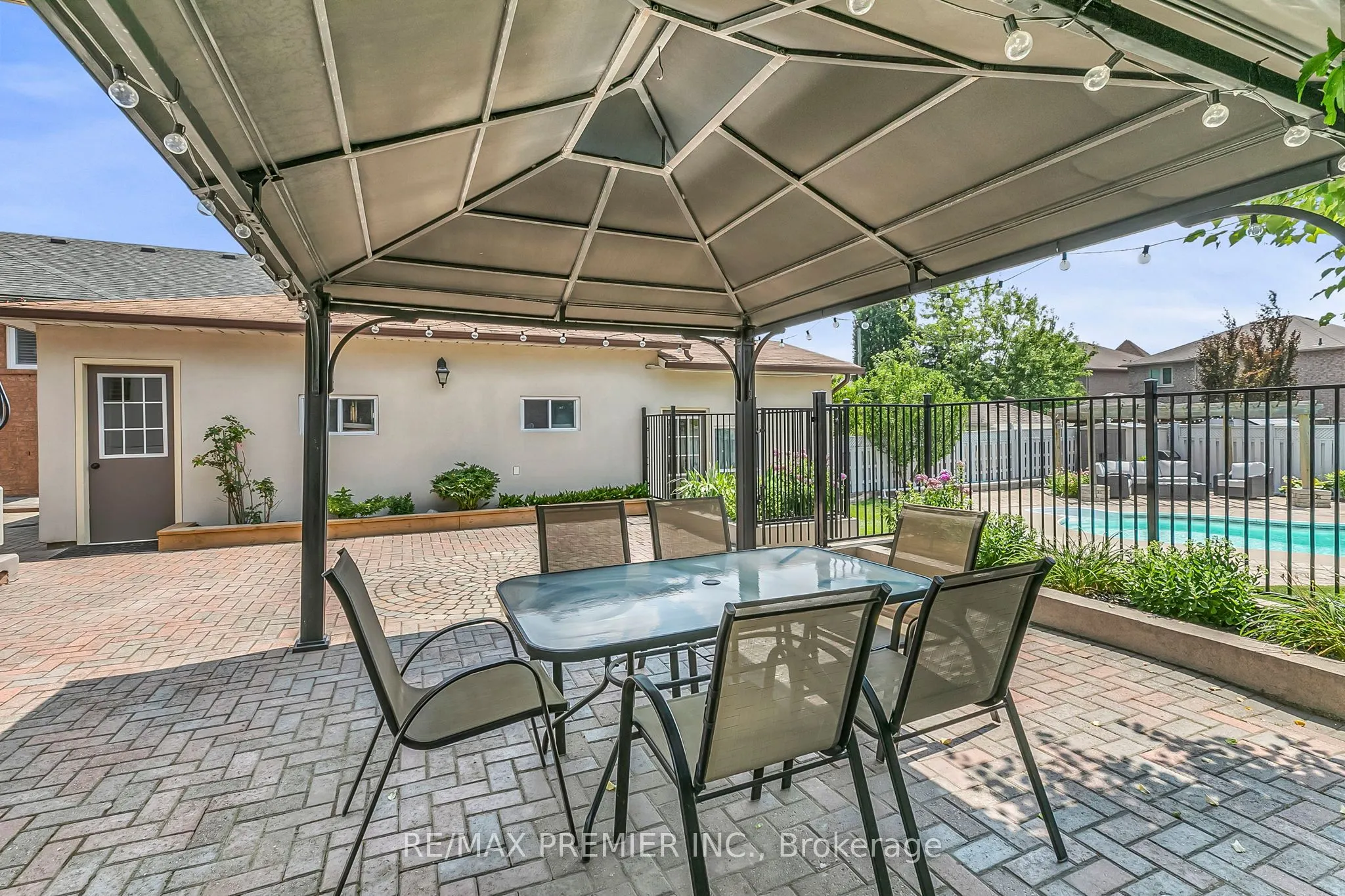 71 Hawman Avenue