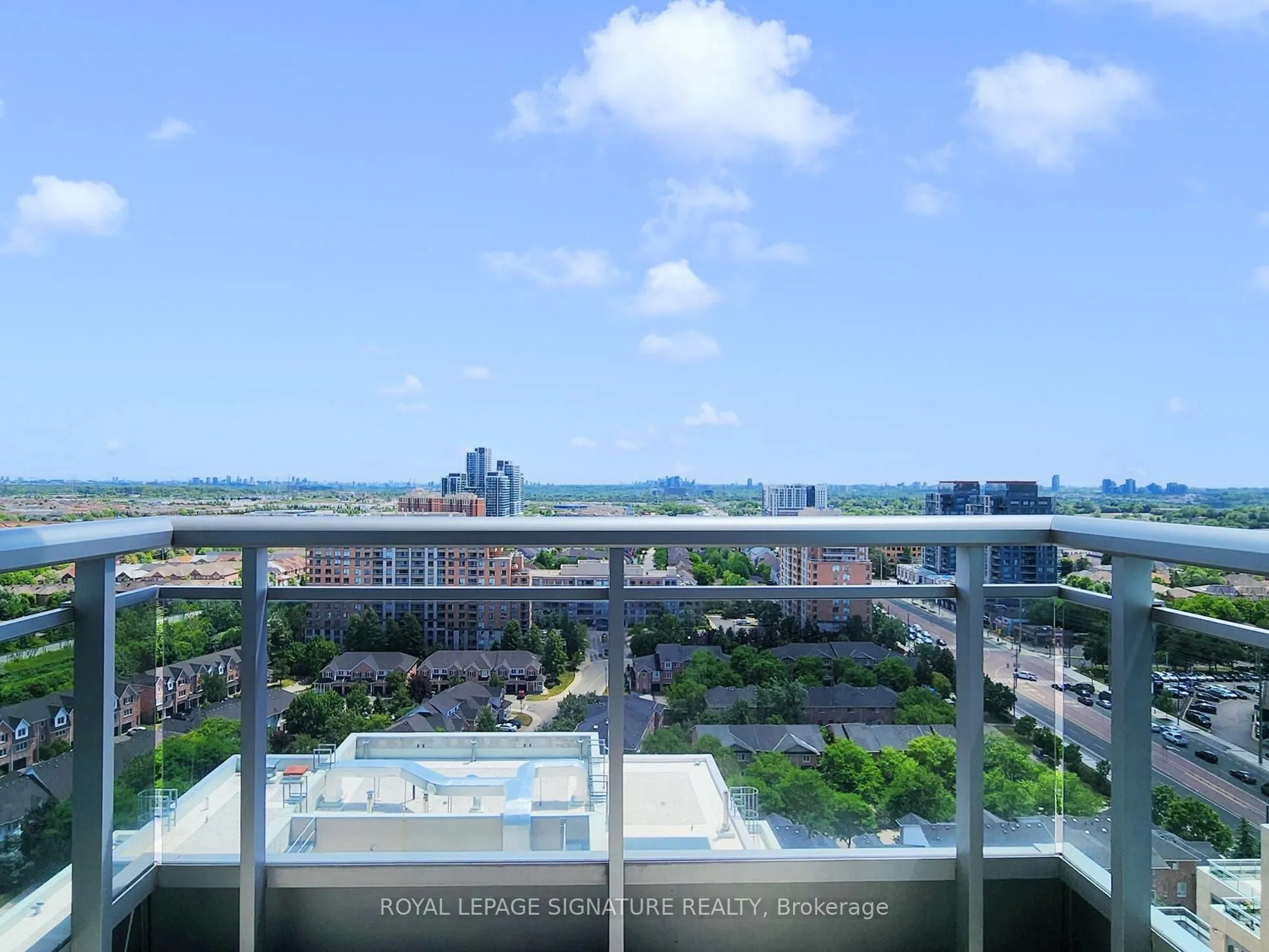 9205 Yonge Street, #1808