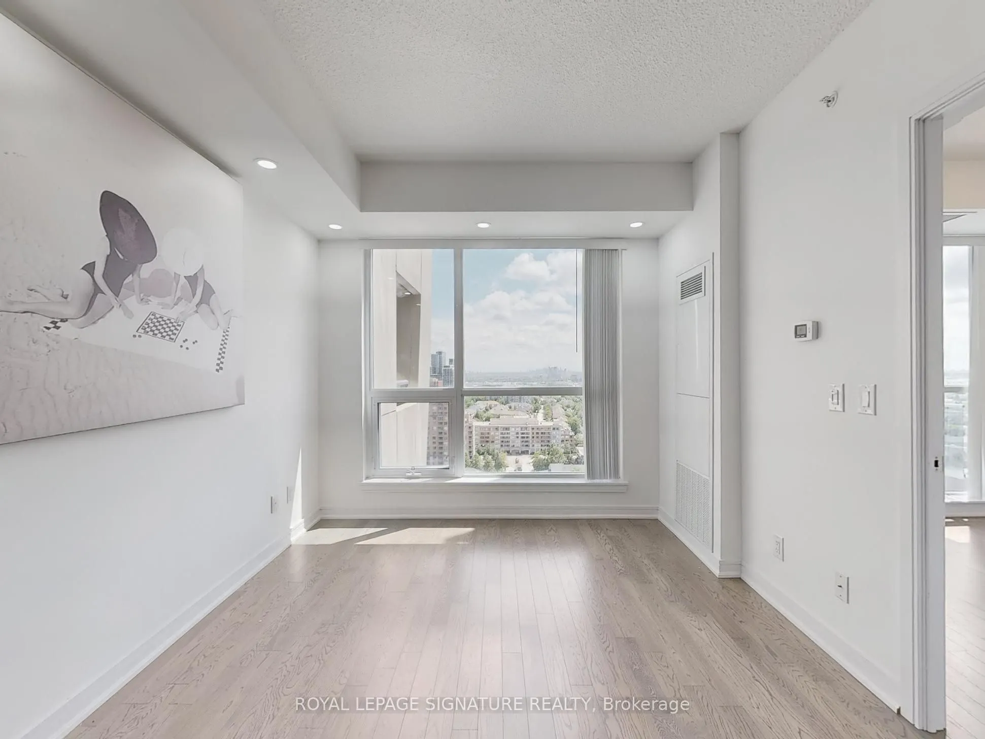 9205 Yonge Street, #1808