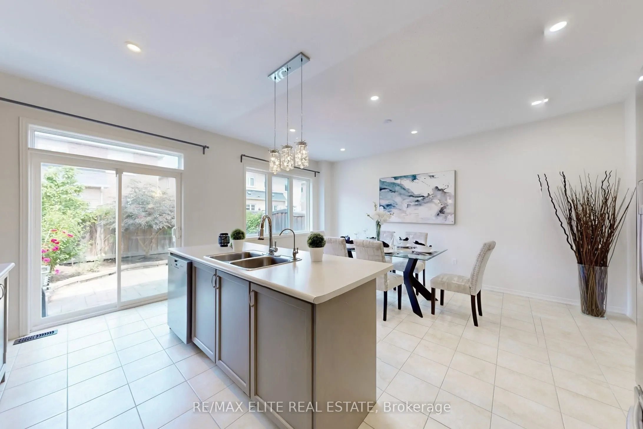 1217 Mccron Crescent