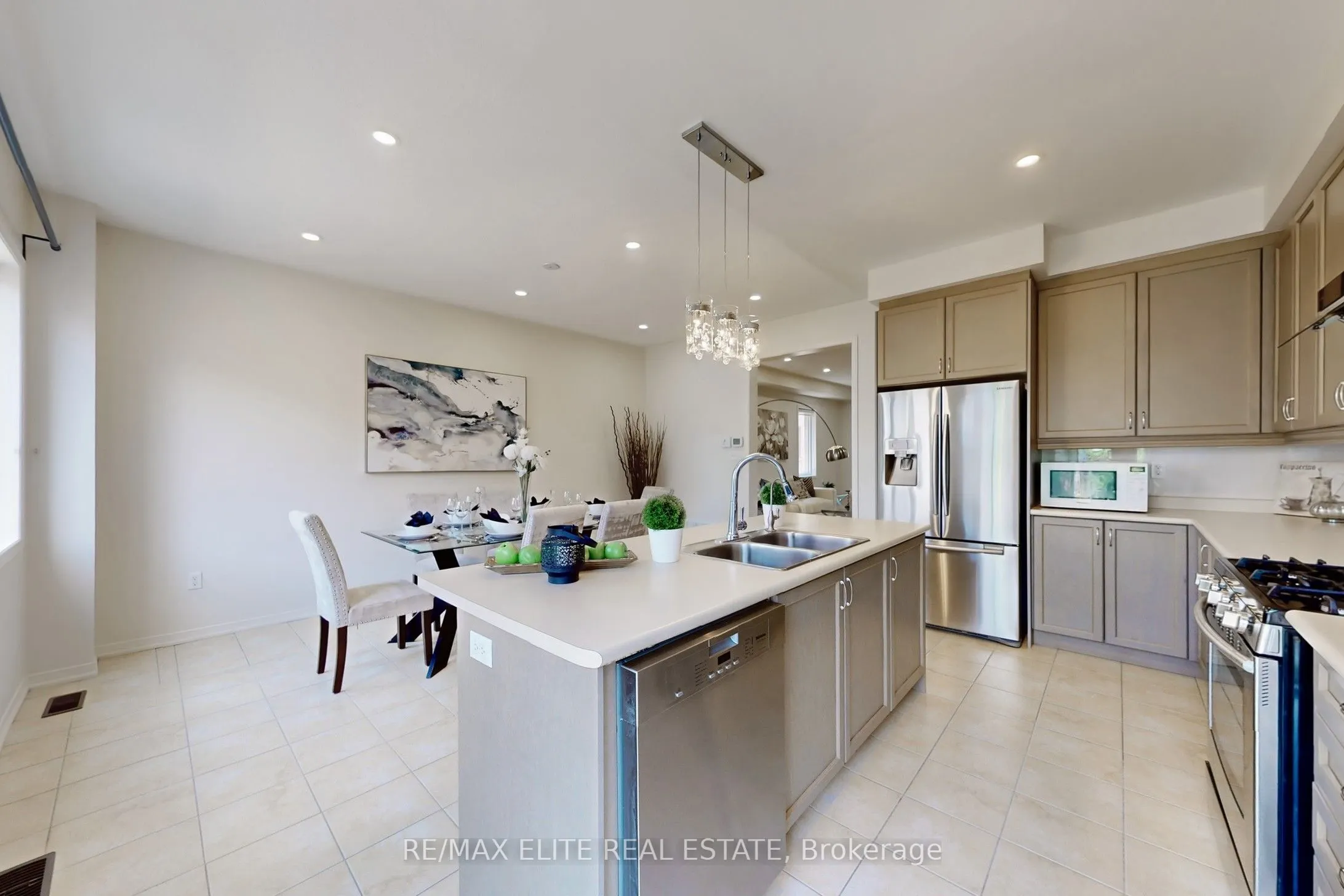 1217 Mccron Crescent
