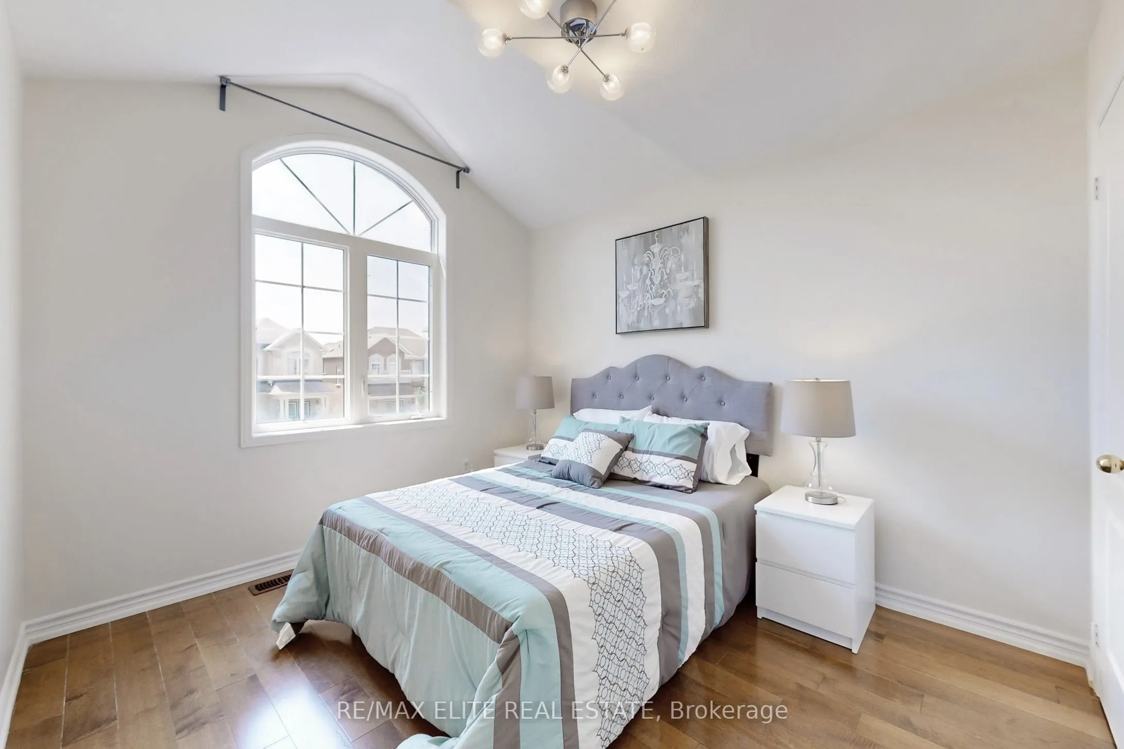1217 Mccron Crescent