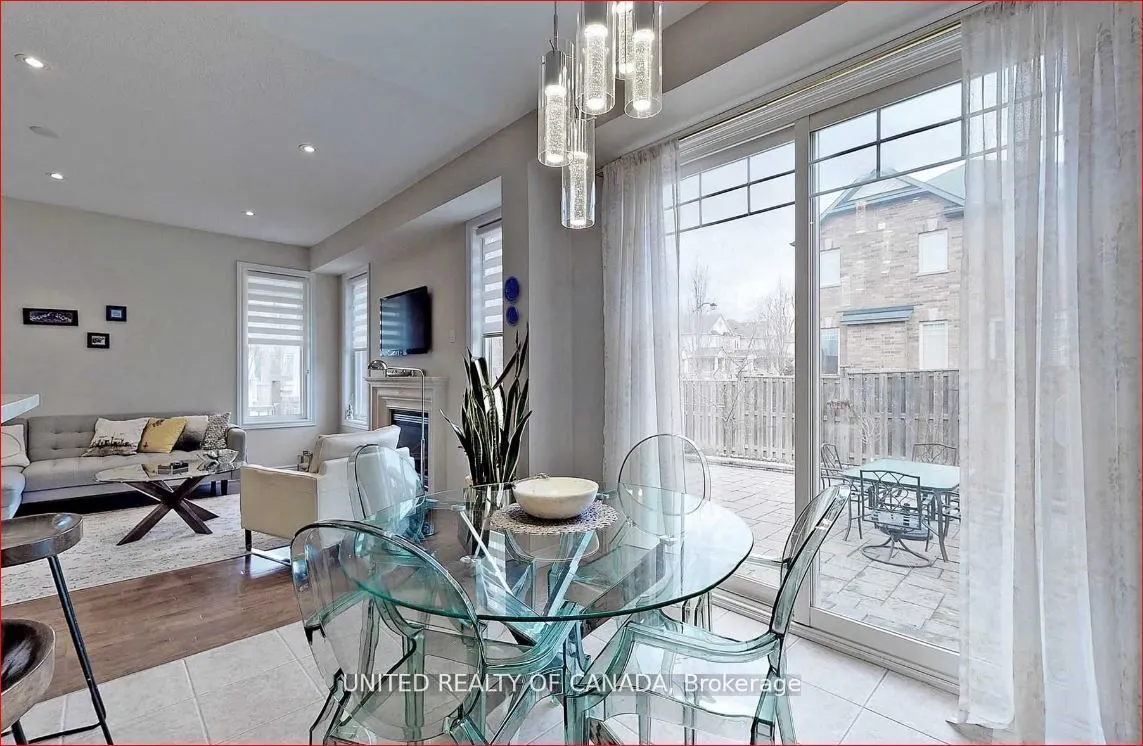 2 Thistle Avenue