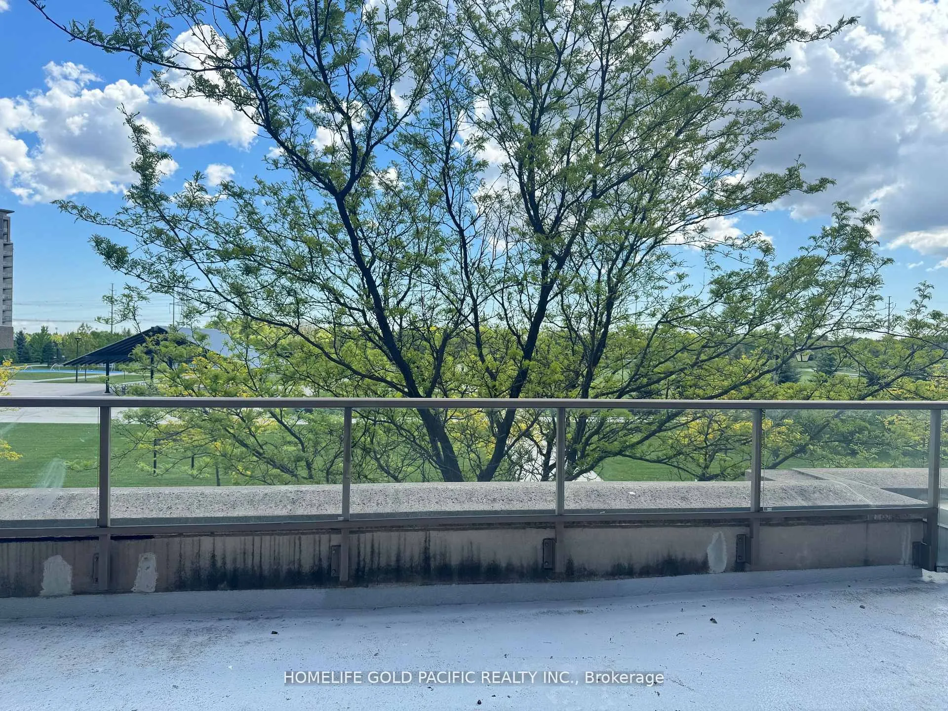 37 Galleria Parkway, #207