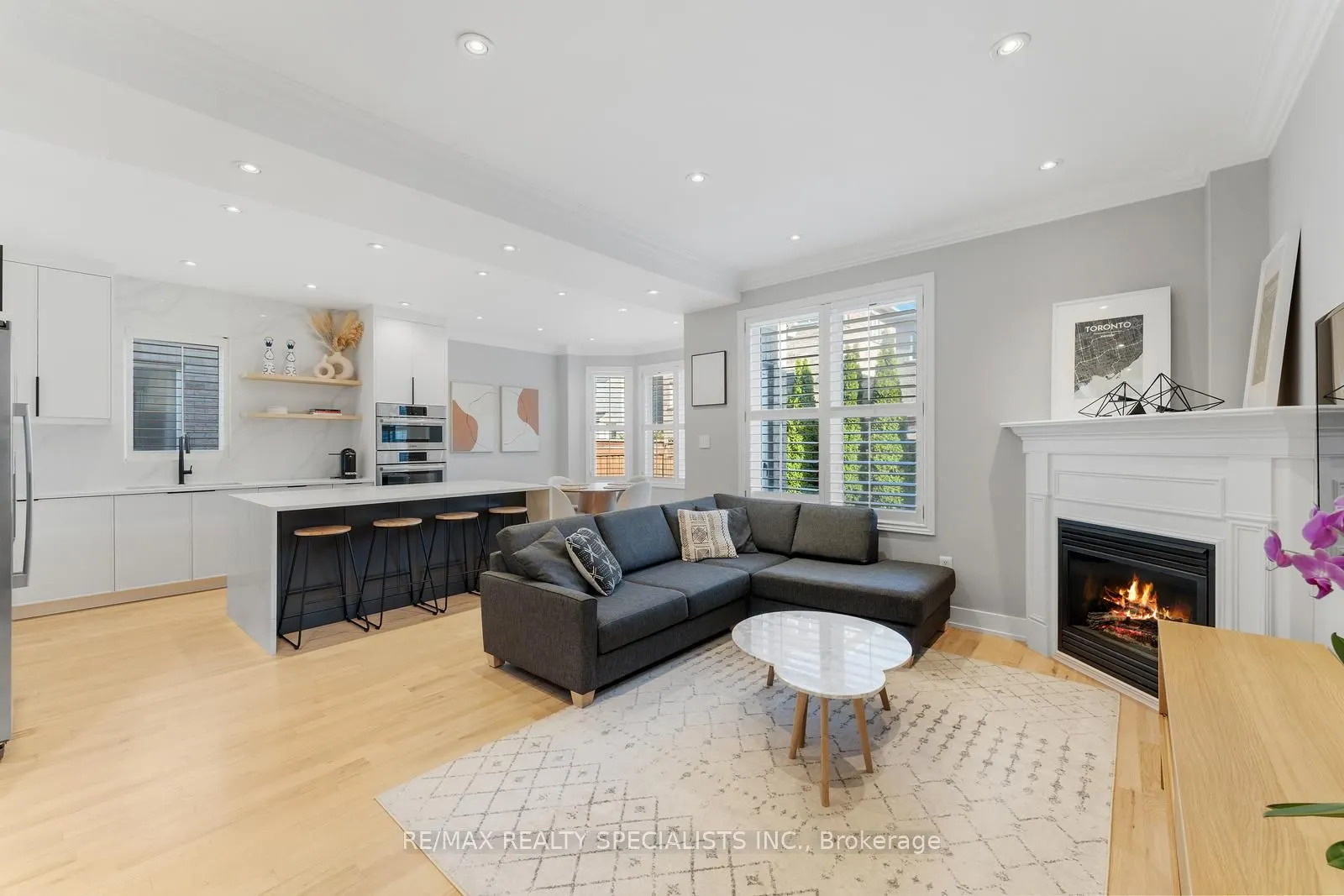 25 Grapevine Drive