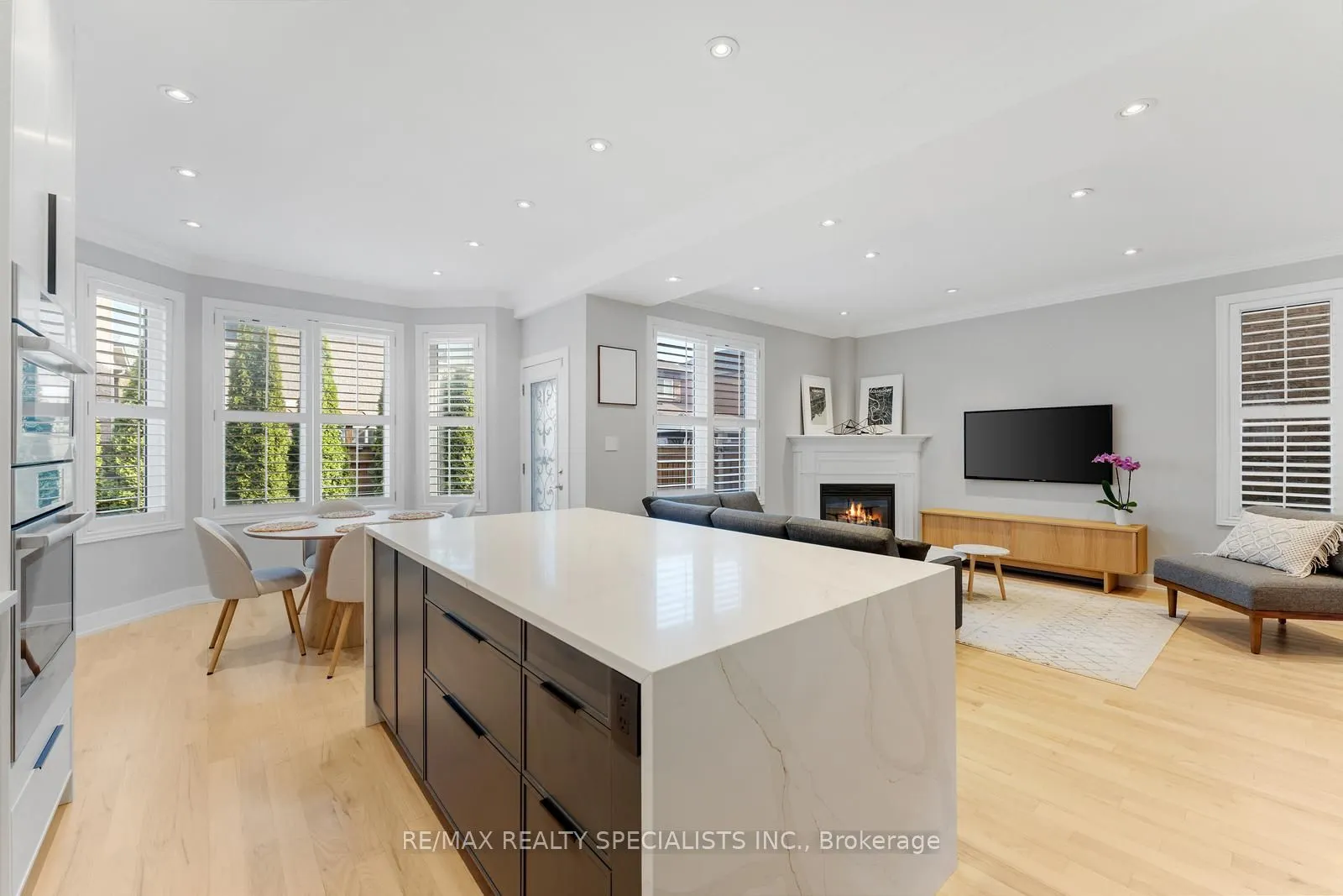 25 Grapevine Drive