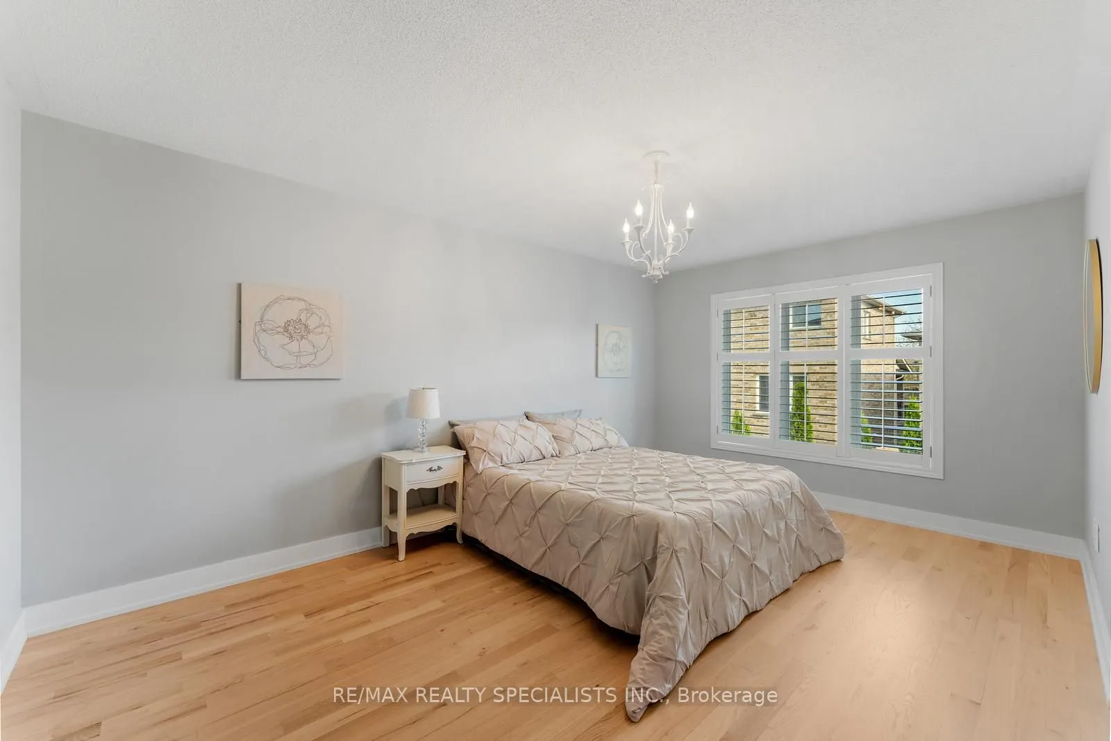 25 Grapevine Drive