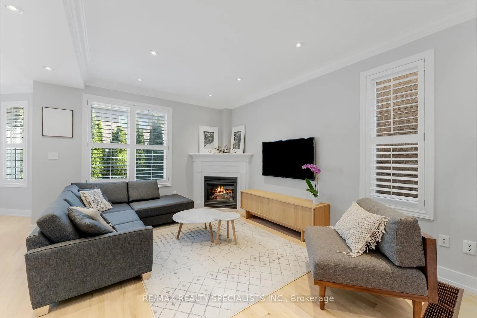 25 Grapevine Drive