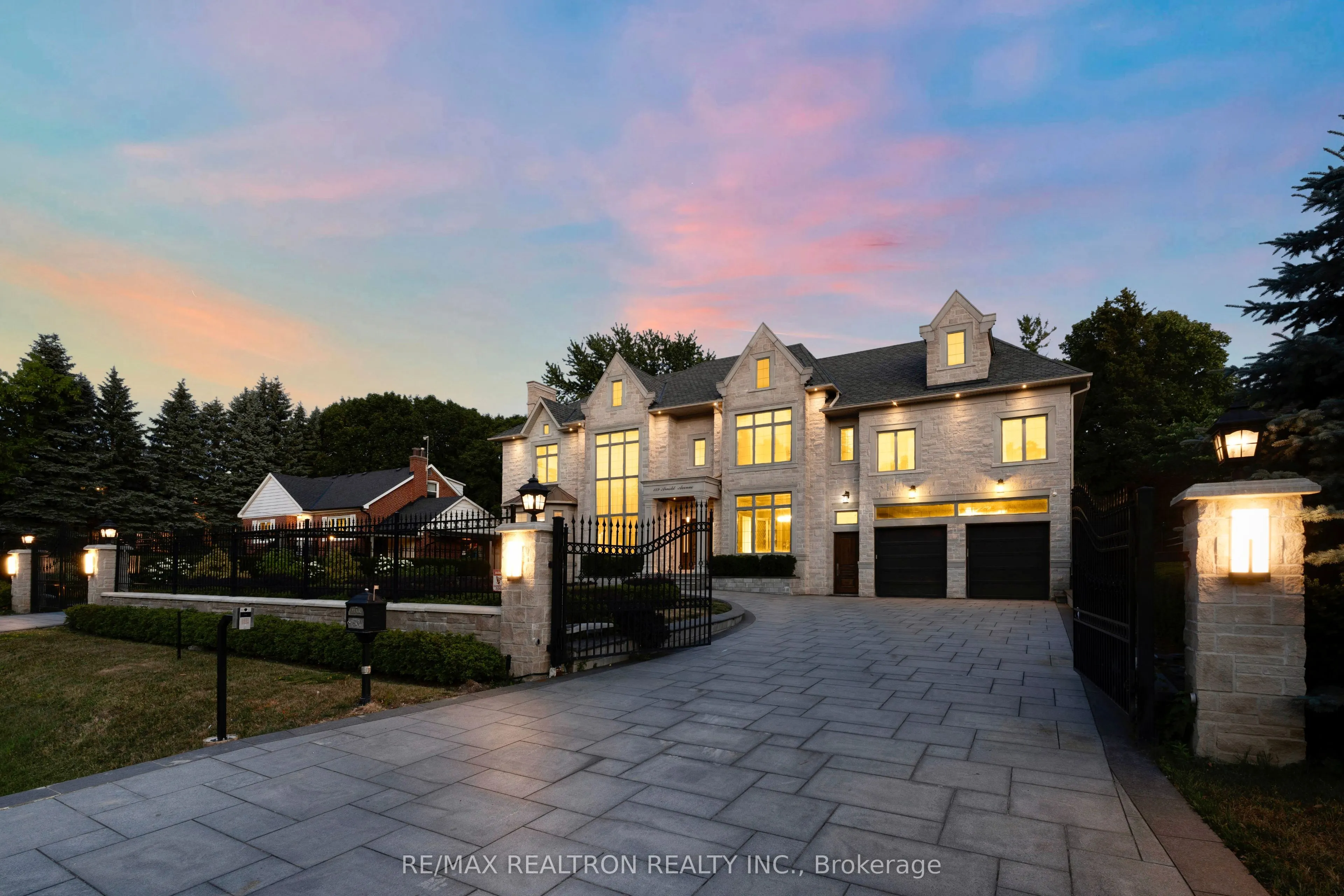 129 Arnold Avenue