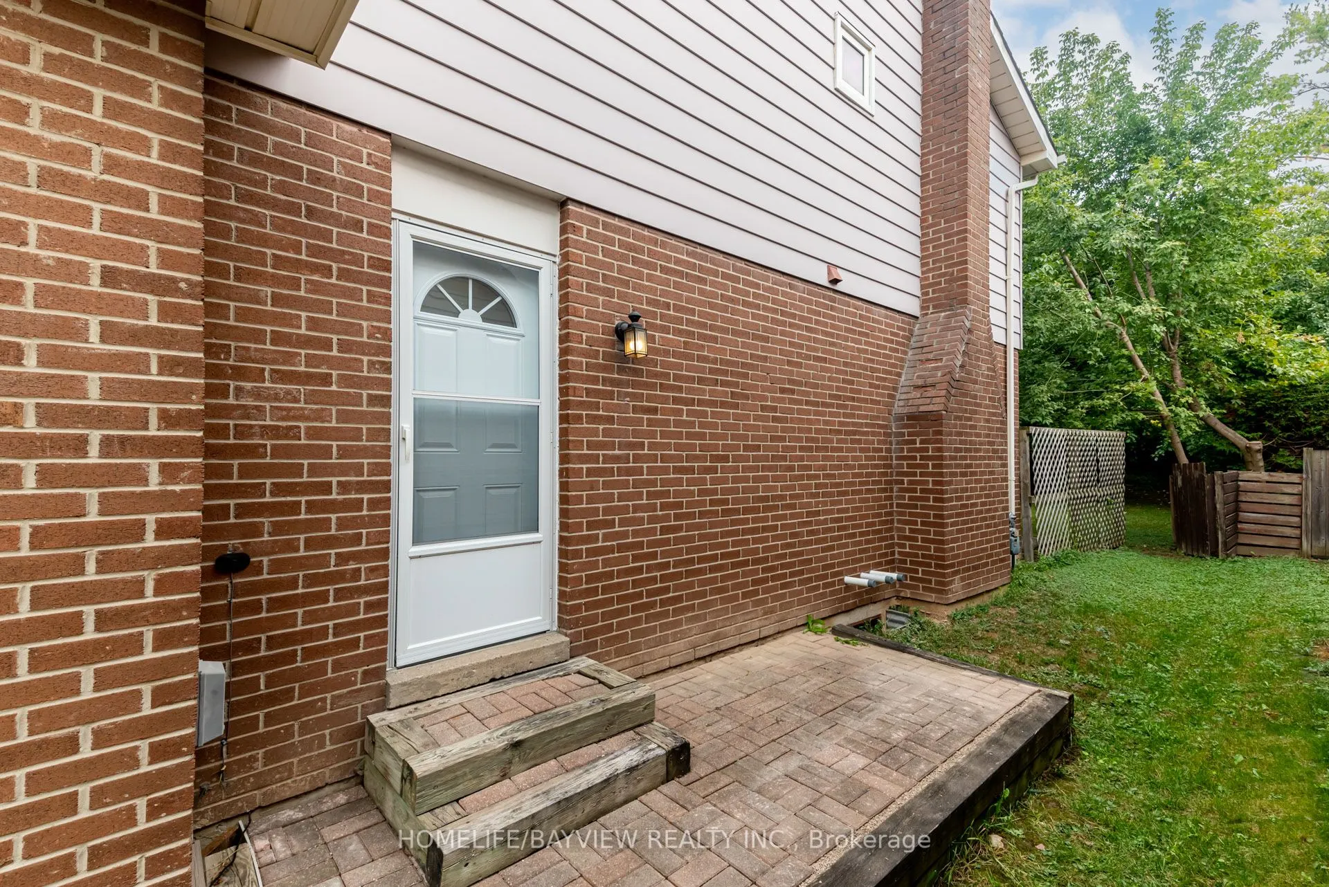 39 West Borough Street