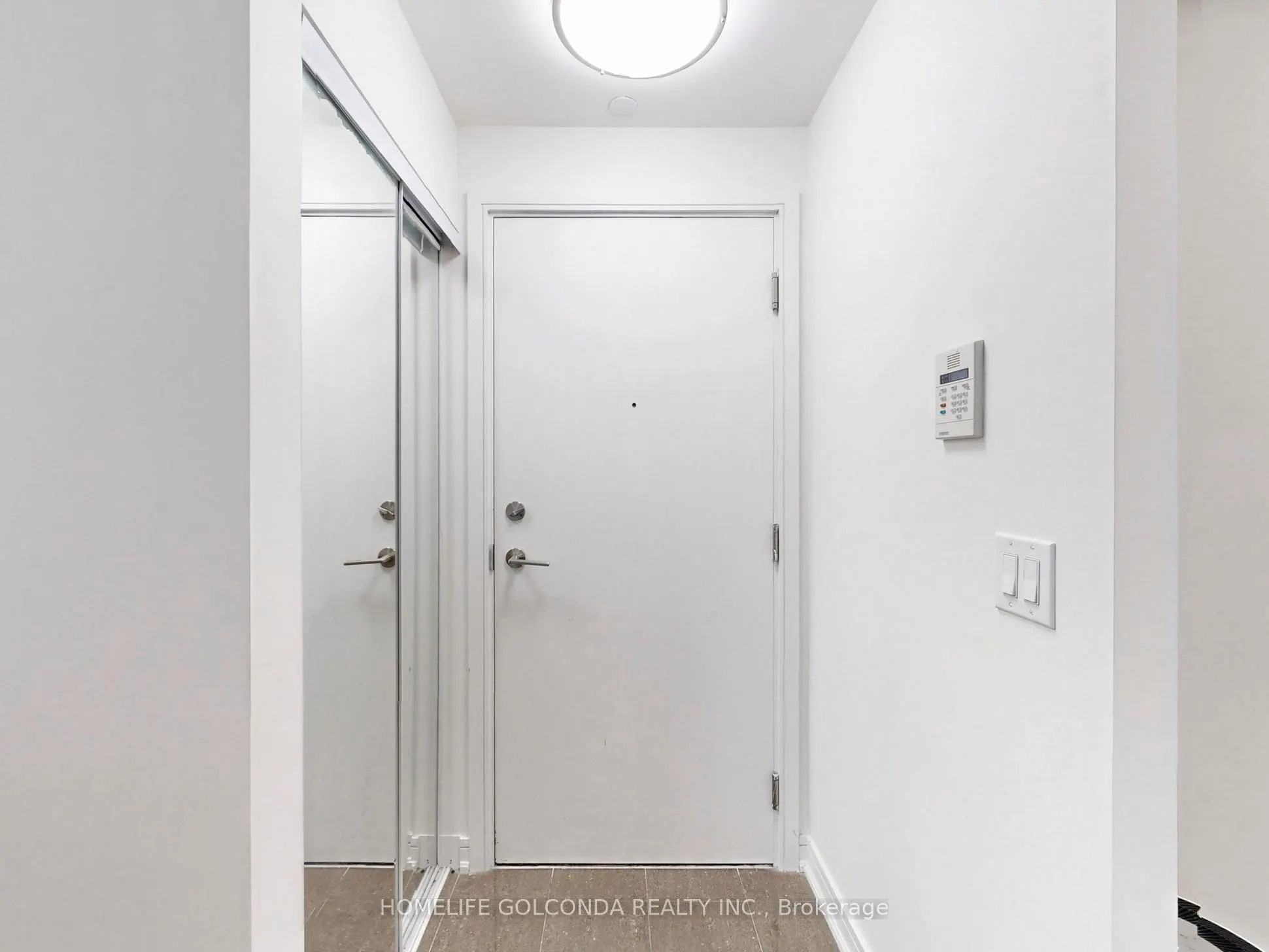 9205 Yonge Street, #1007
