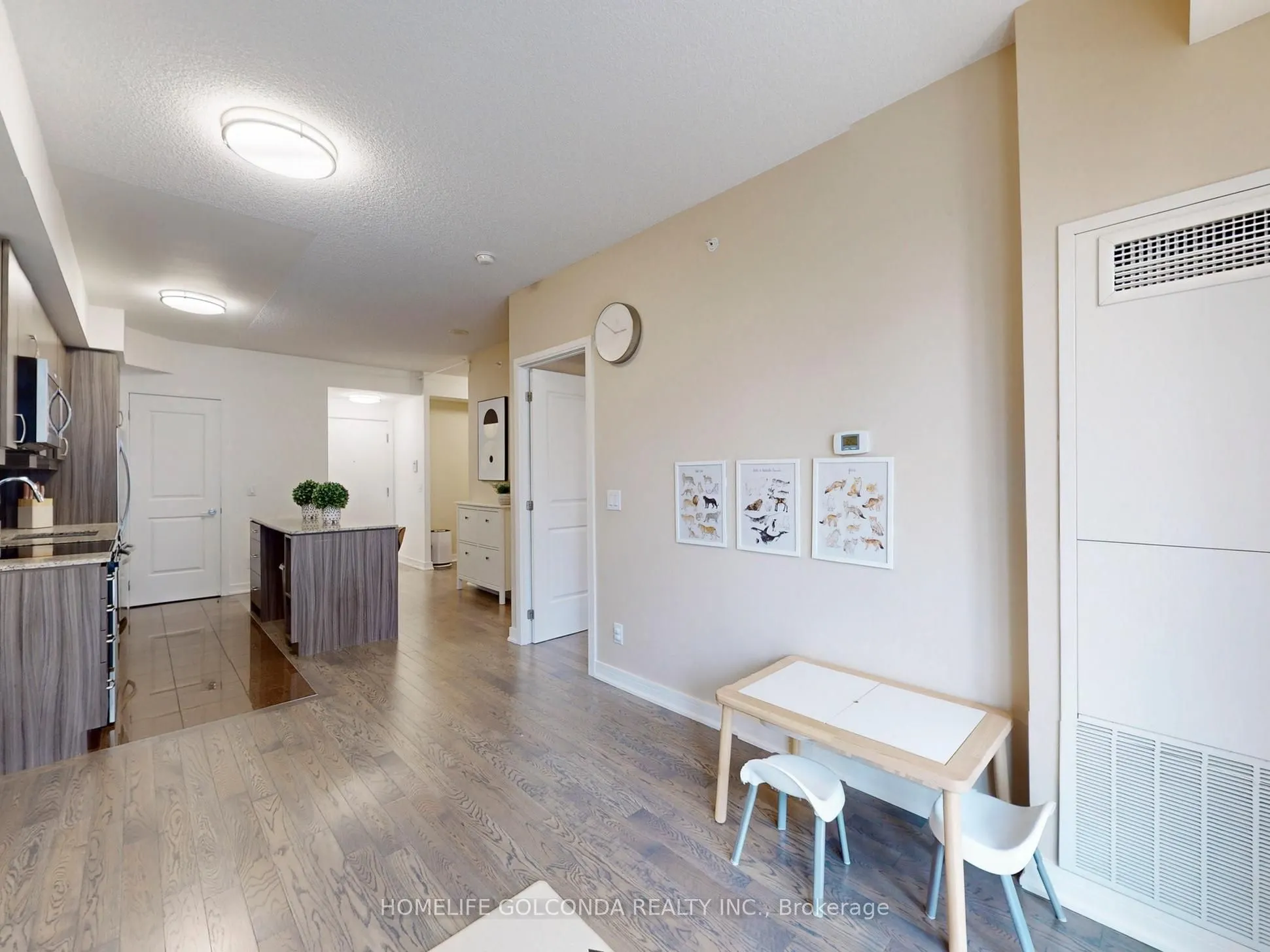 9205 Yonge Street, #1007