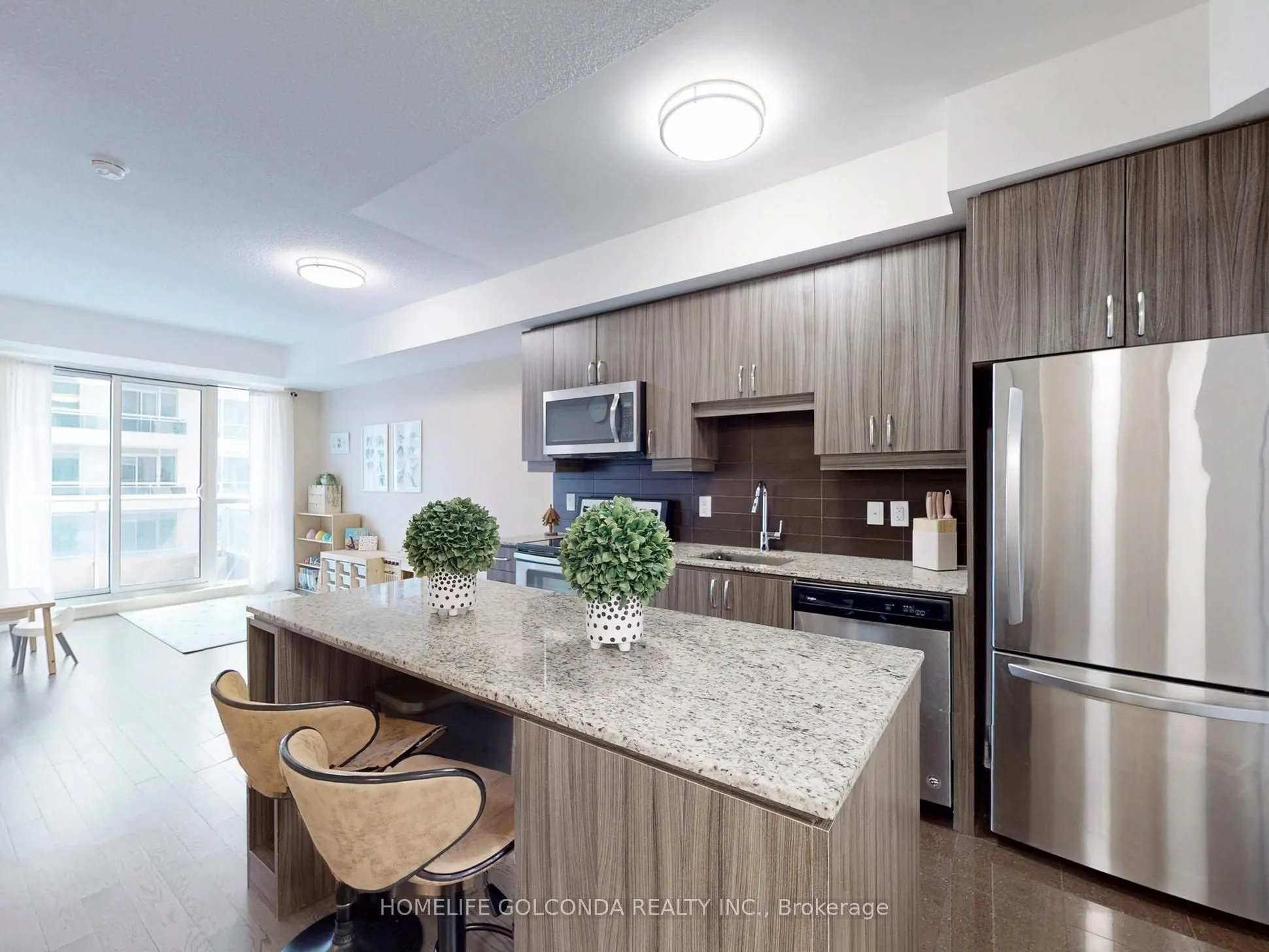 9205 Yonge Street, #1007