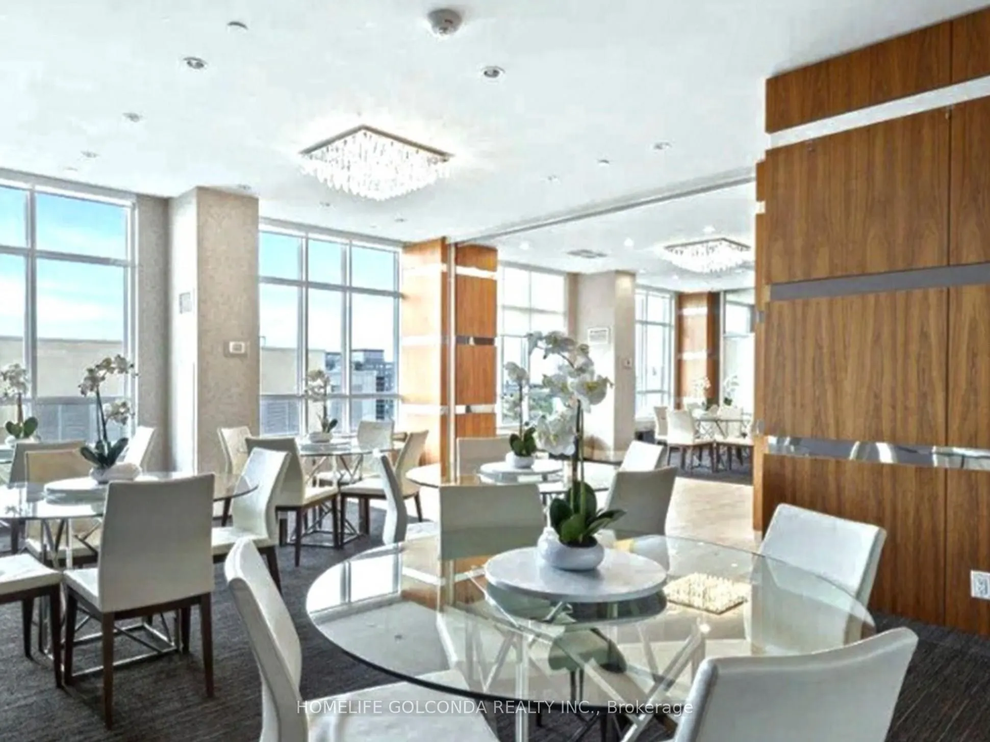 9205 Yonge Street, #1007