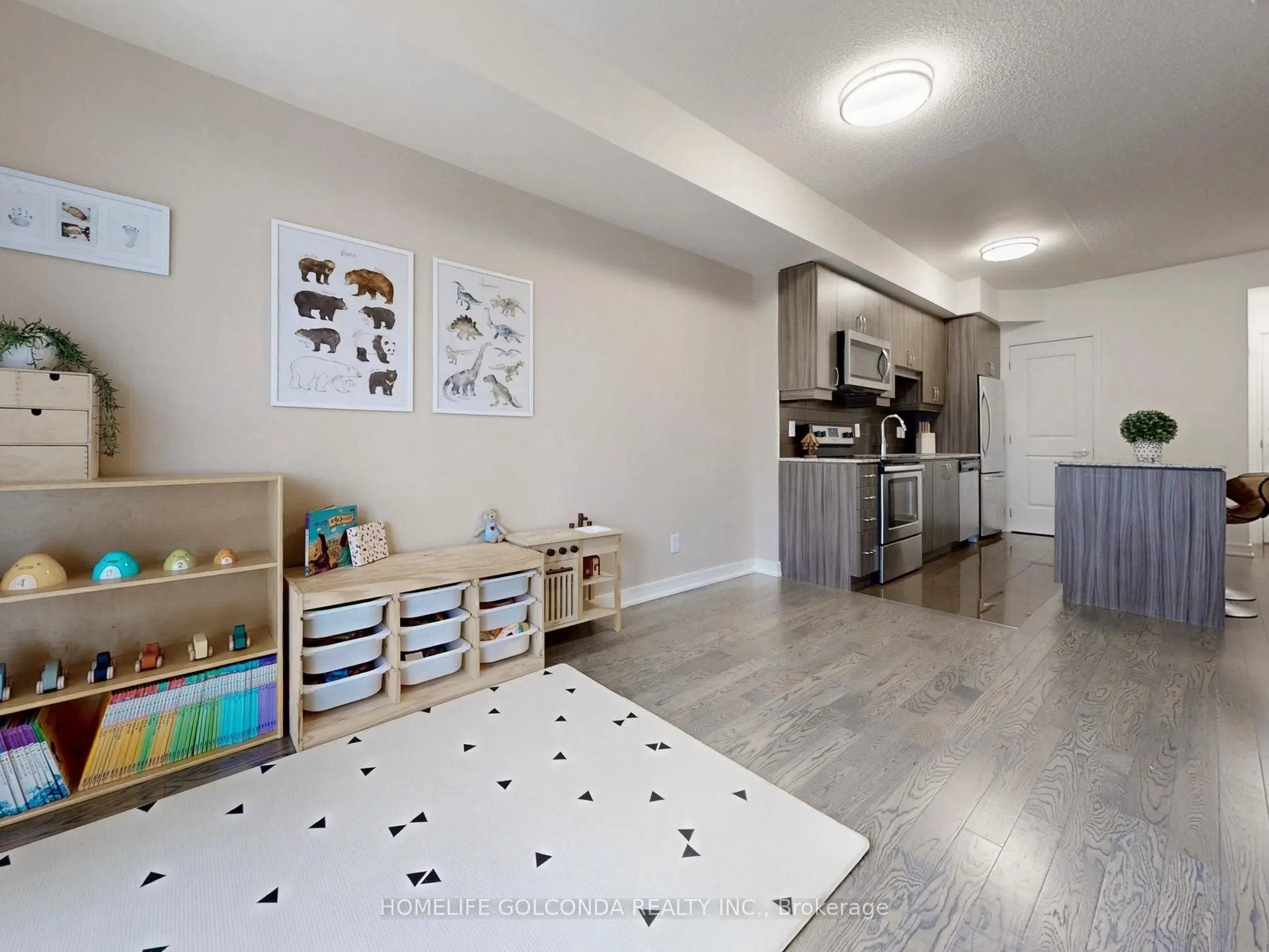 9205 Yonge Street, #1007