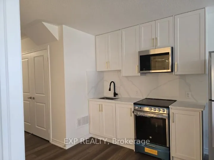 80 Singhampton Road, #UNIT B
