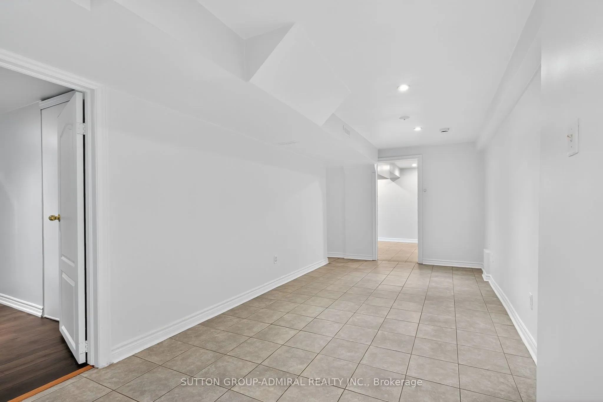 43 Keremeos Crescent