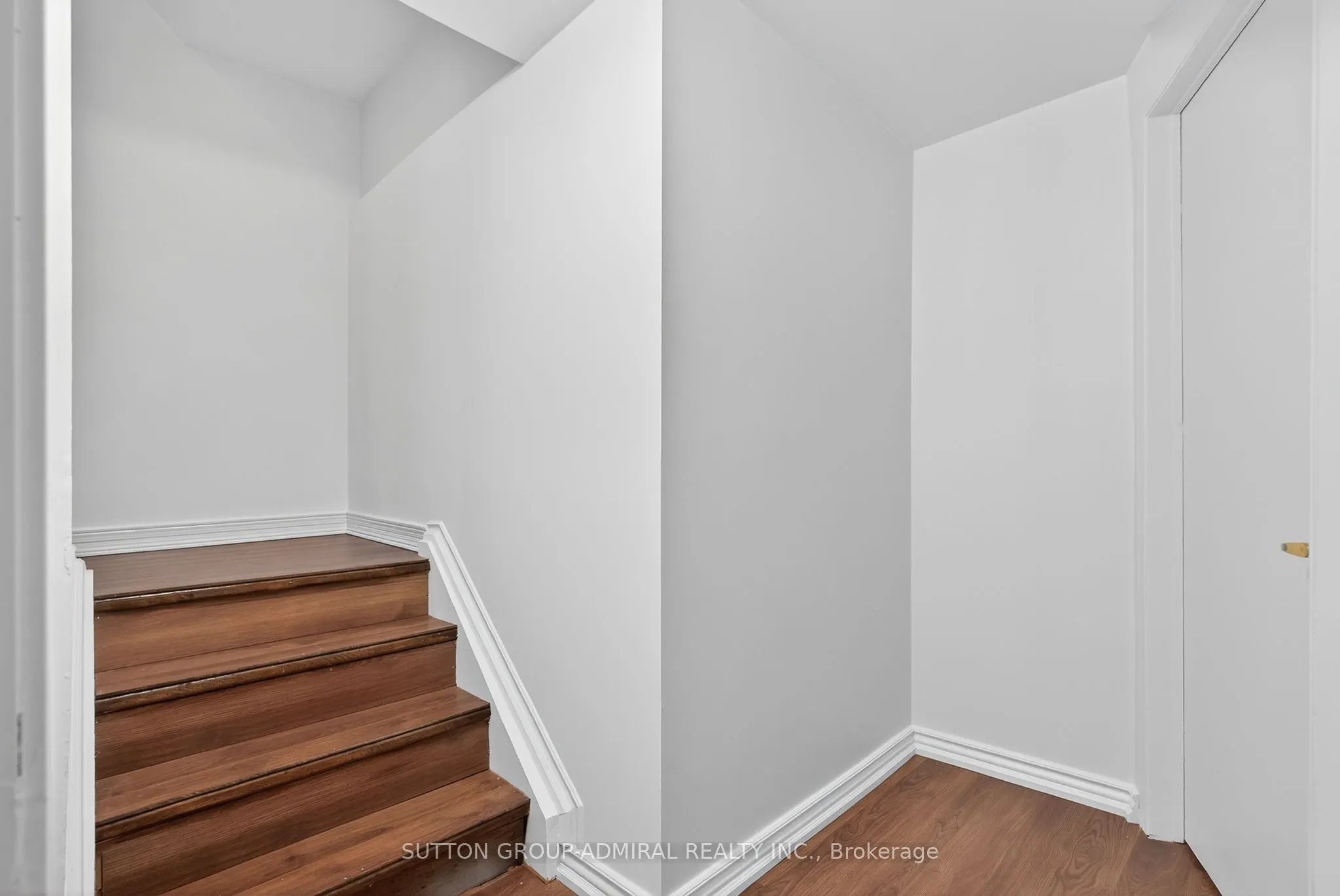 43 Keremeos Crescent