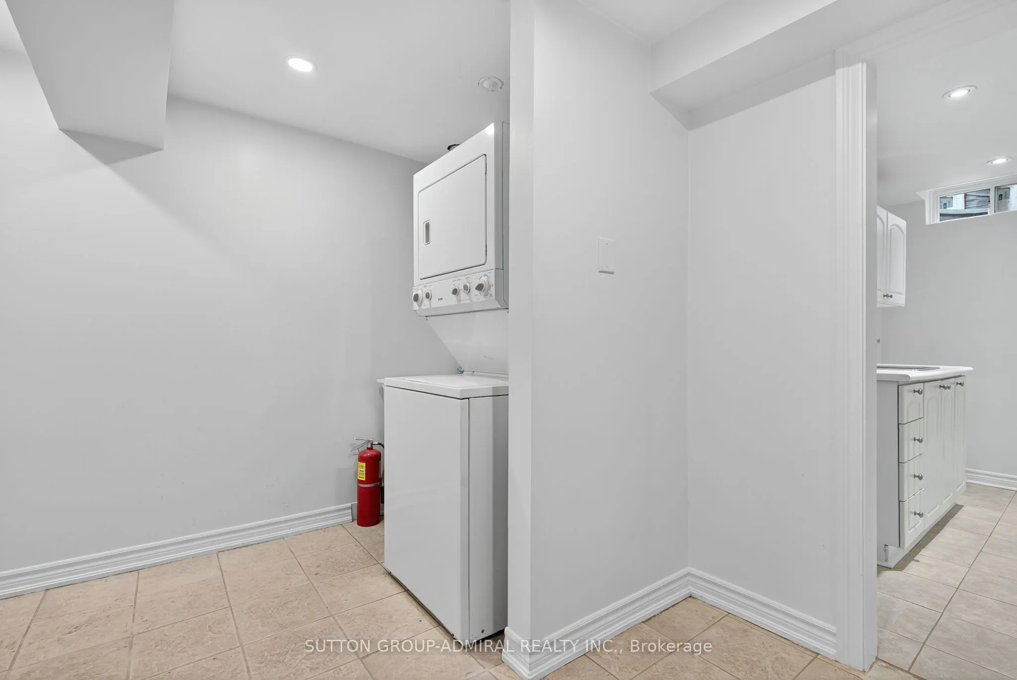 43 Keremeos Crescent