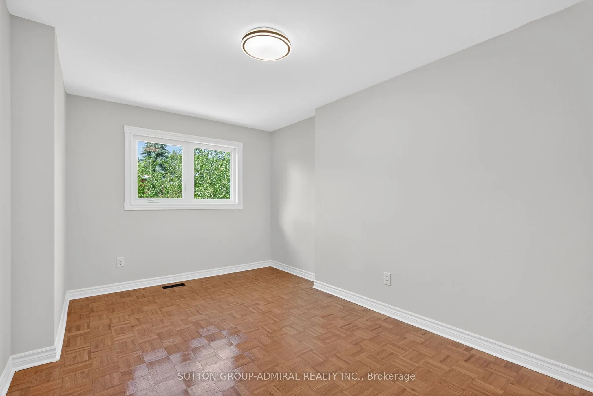 43 Keremeos Crescent