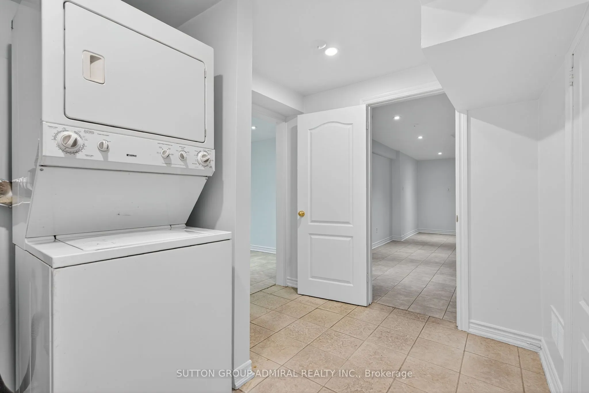 43 Keremeos Crescent