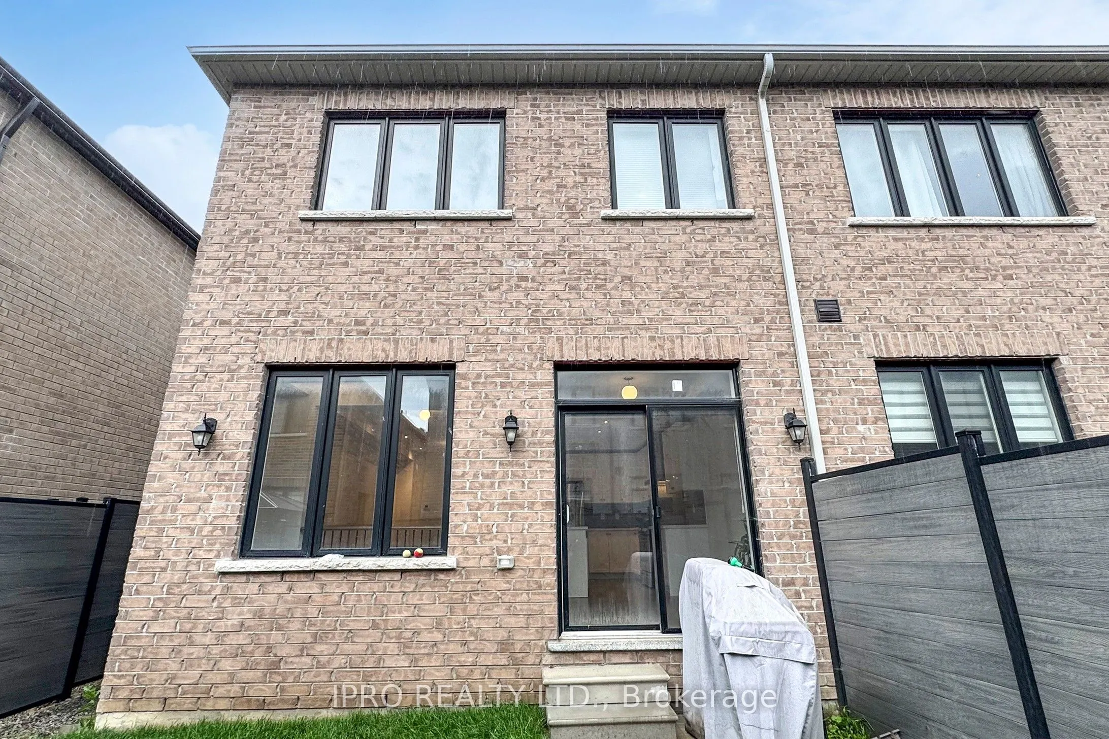 14 Hewison Avenue